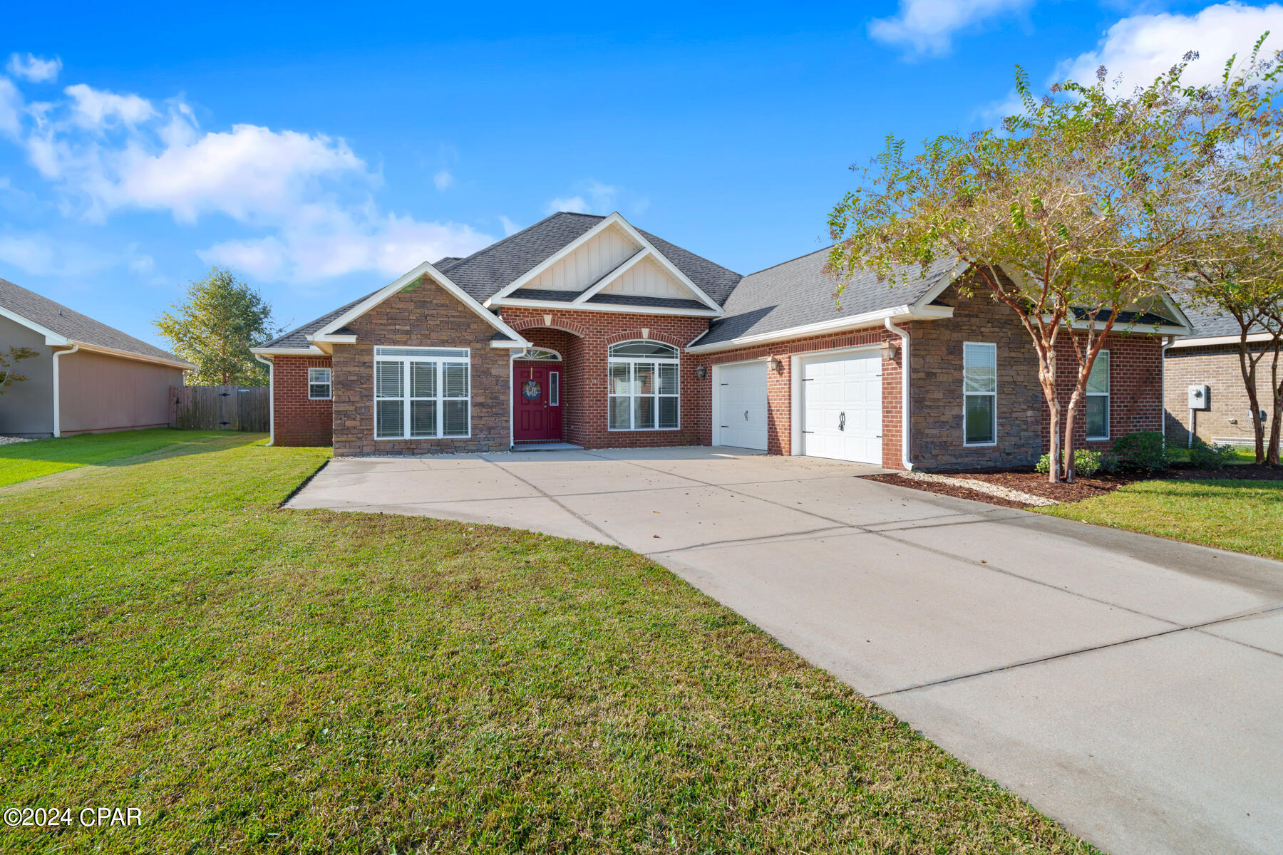 115 Lakeview Terrace