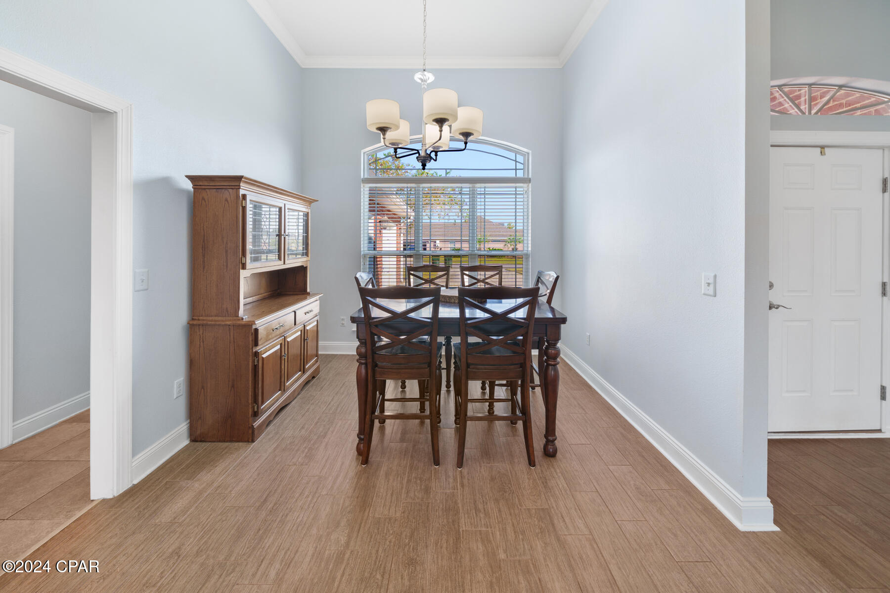 115 Lakeview Terrace