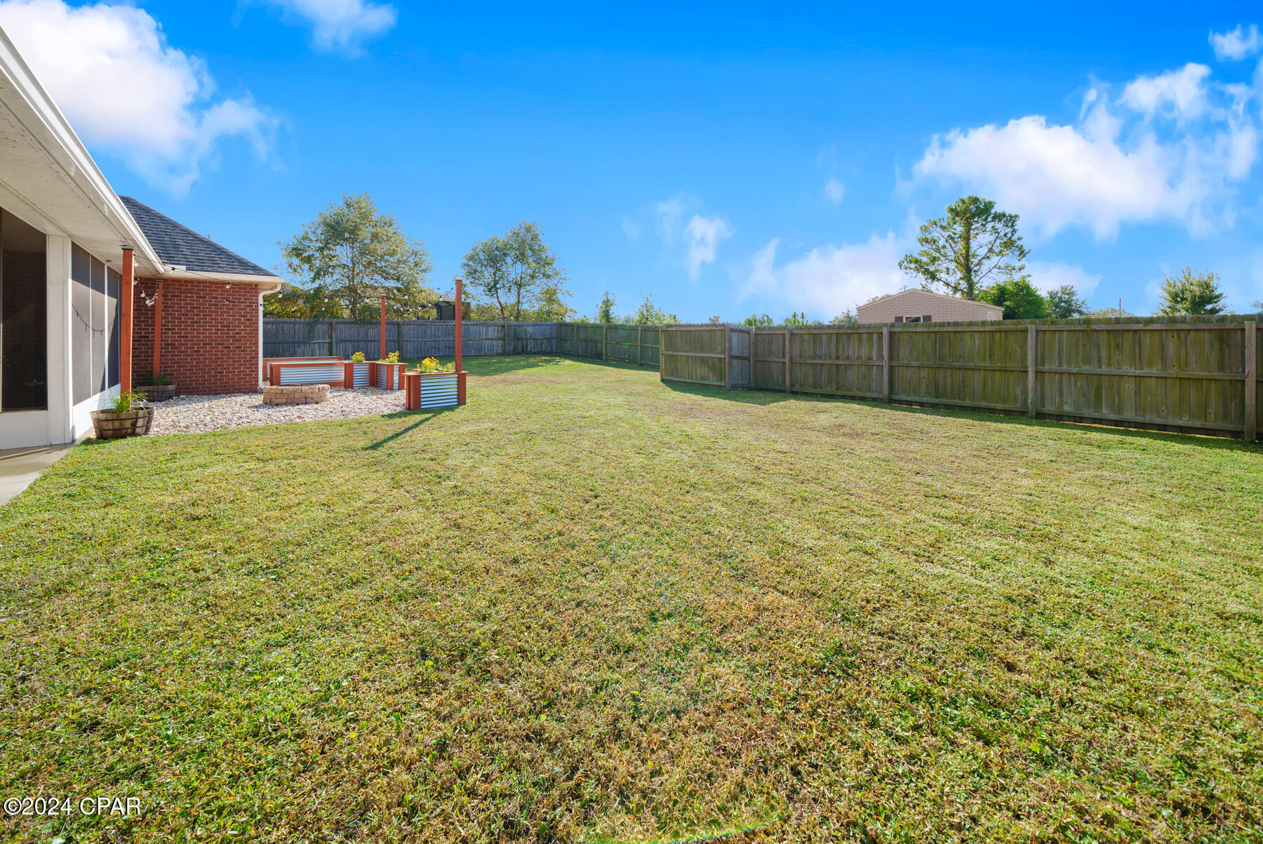 115 Lakeview Terrace