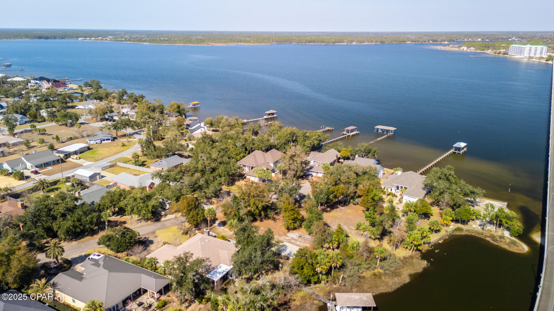 105 Harbour Pointe Drive