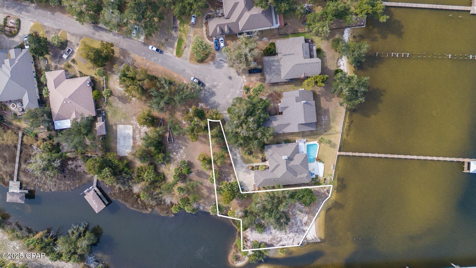 105 Harbour Pointe Drive