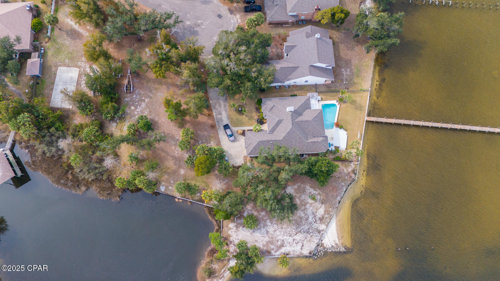 201 Harbour Pointe Drive