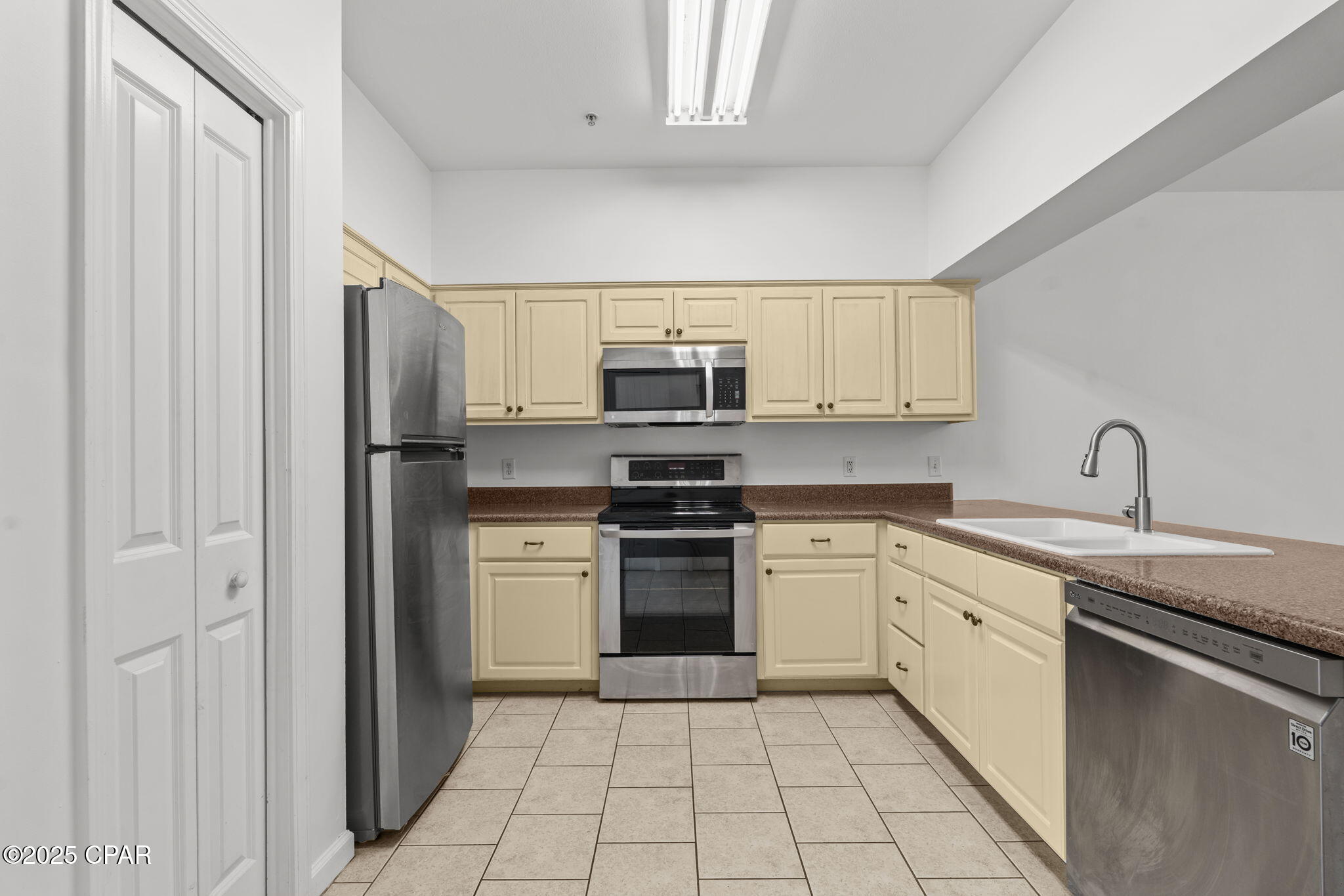 8204 Annabellas Lane