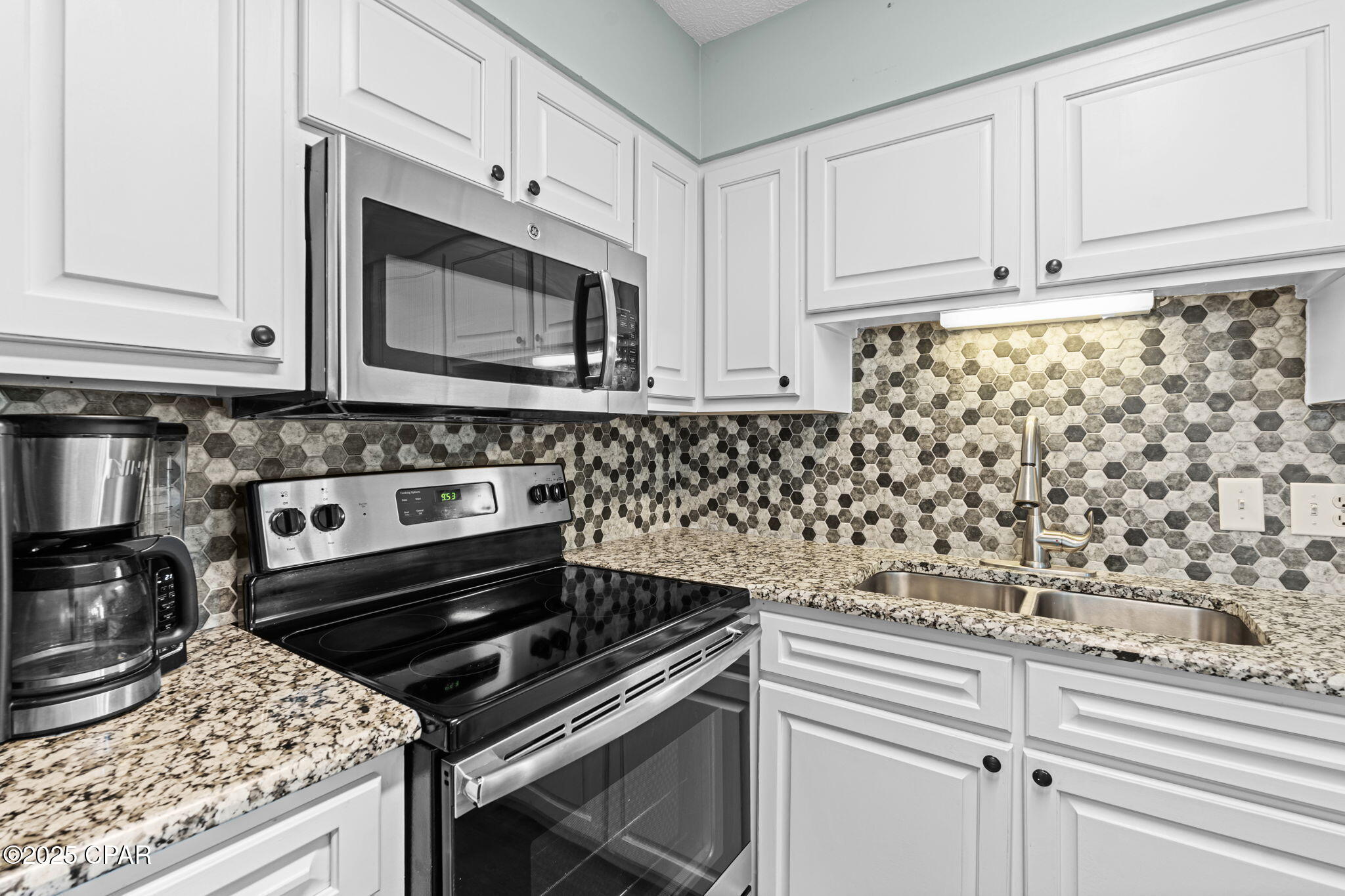 4271 Kingfish Lane 271