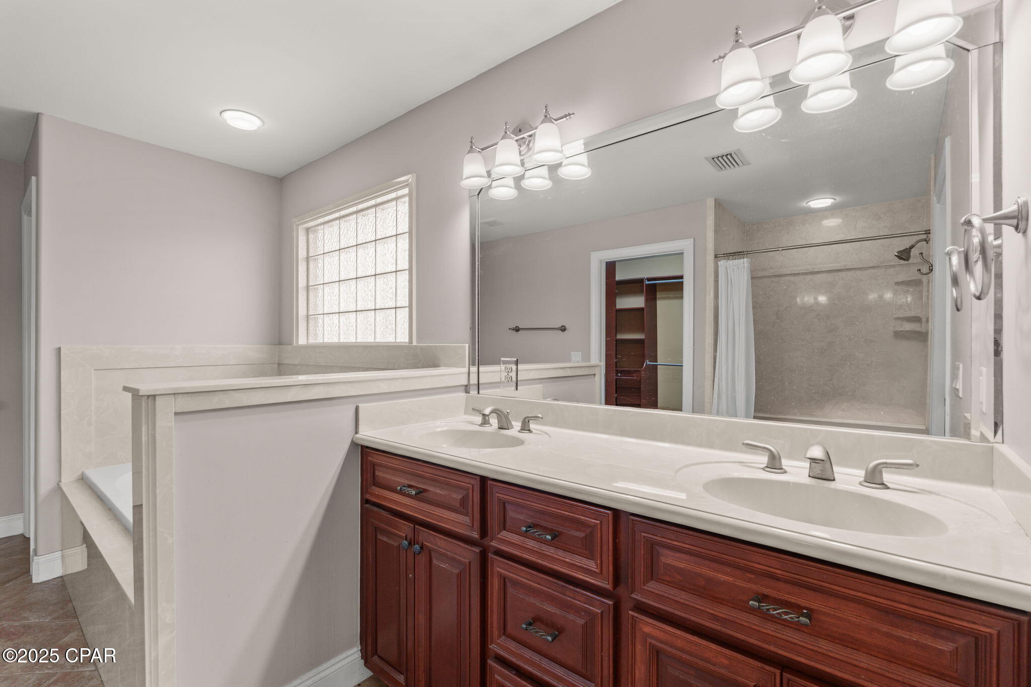 117 Lakeview Terrace