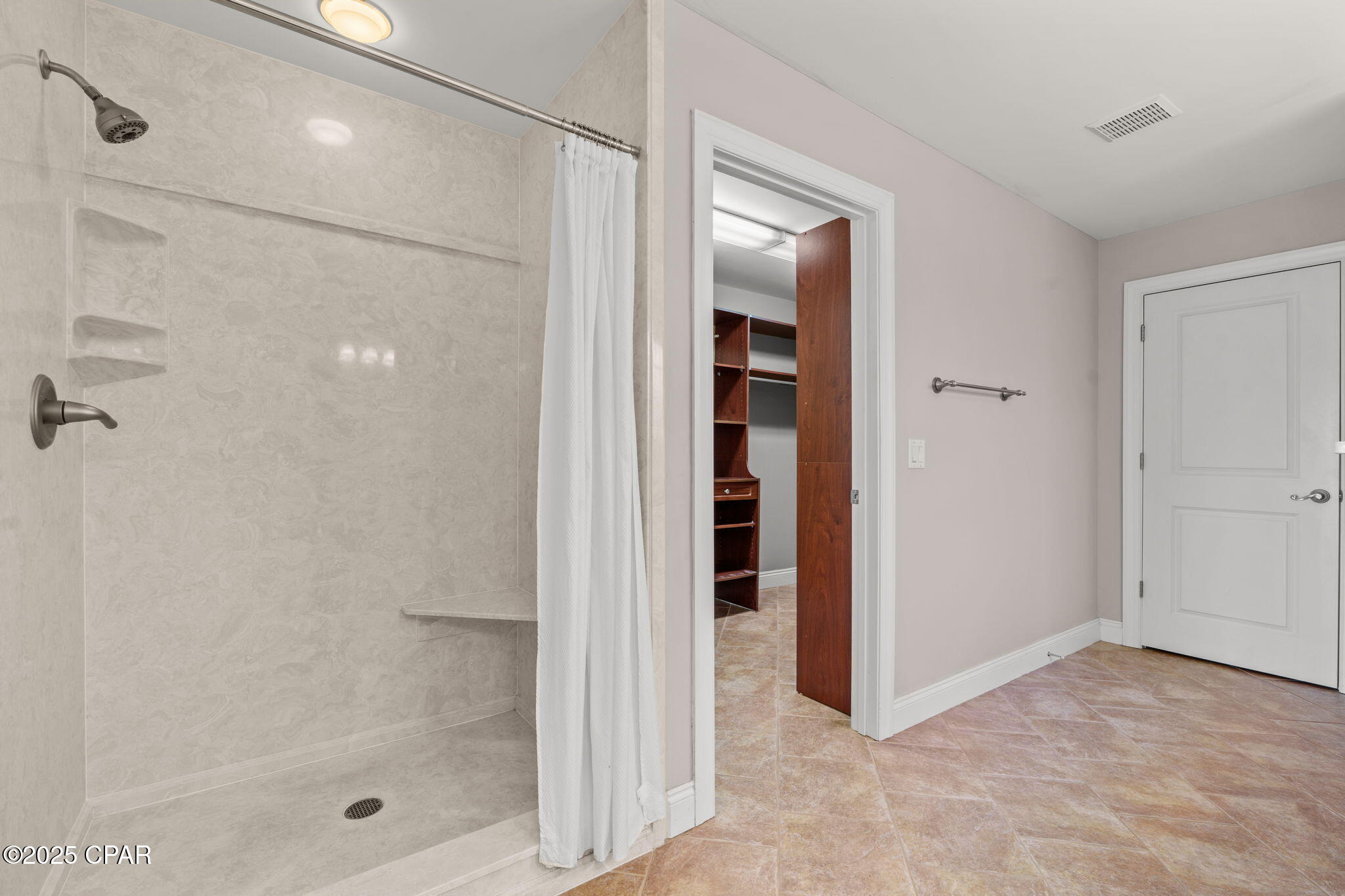 117 Lakeview Terrace