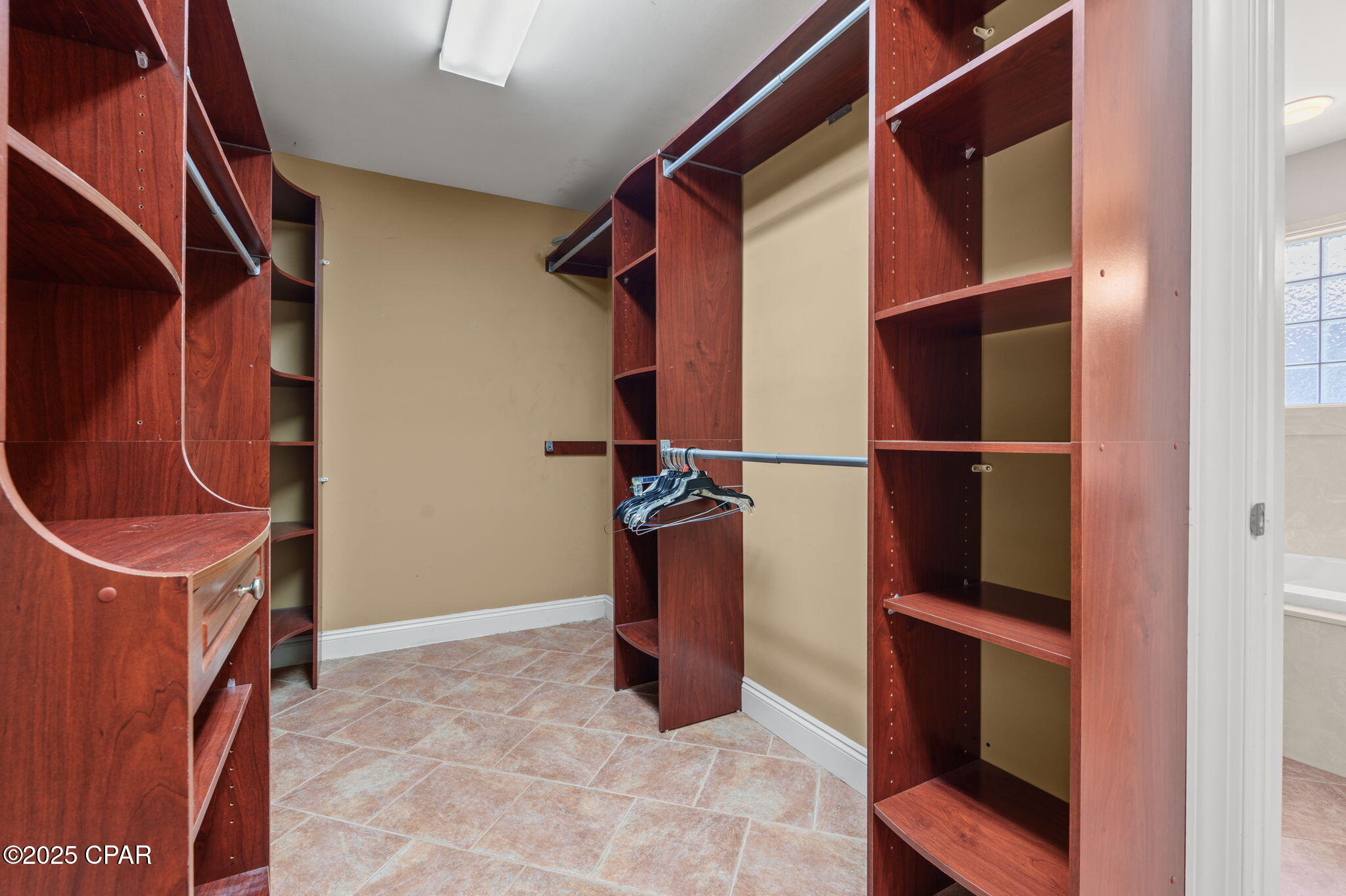 117 Lakeview Terrace