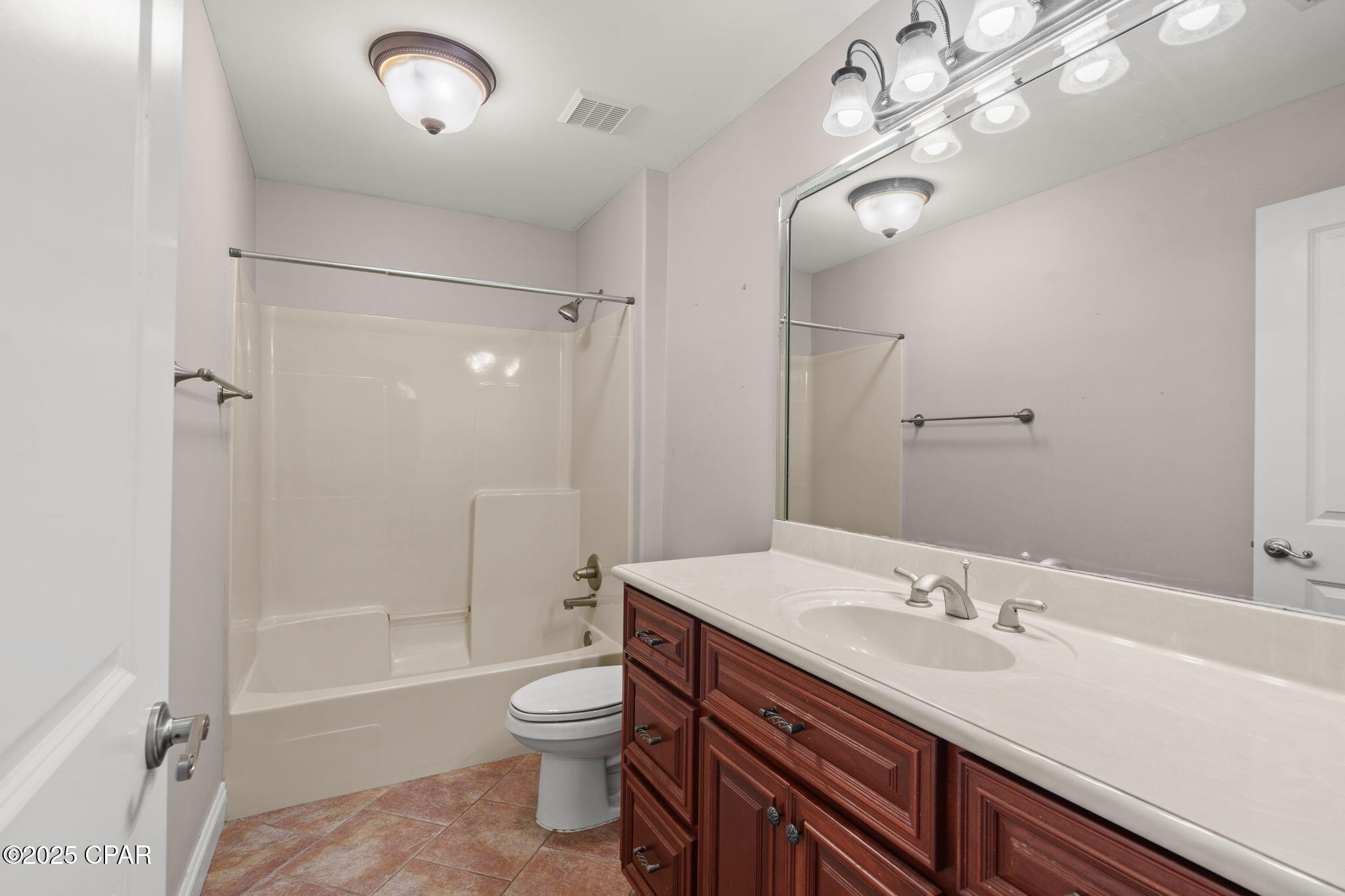 117 Lakeview Terrace