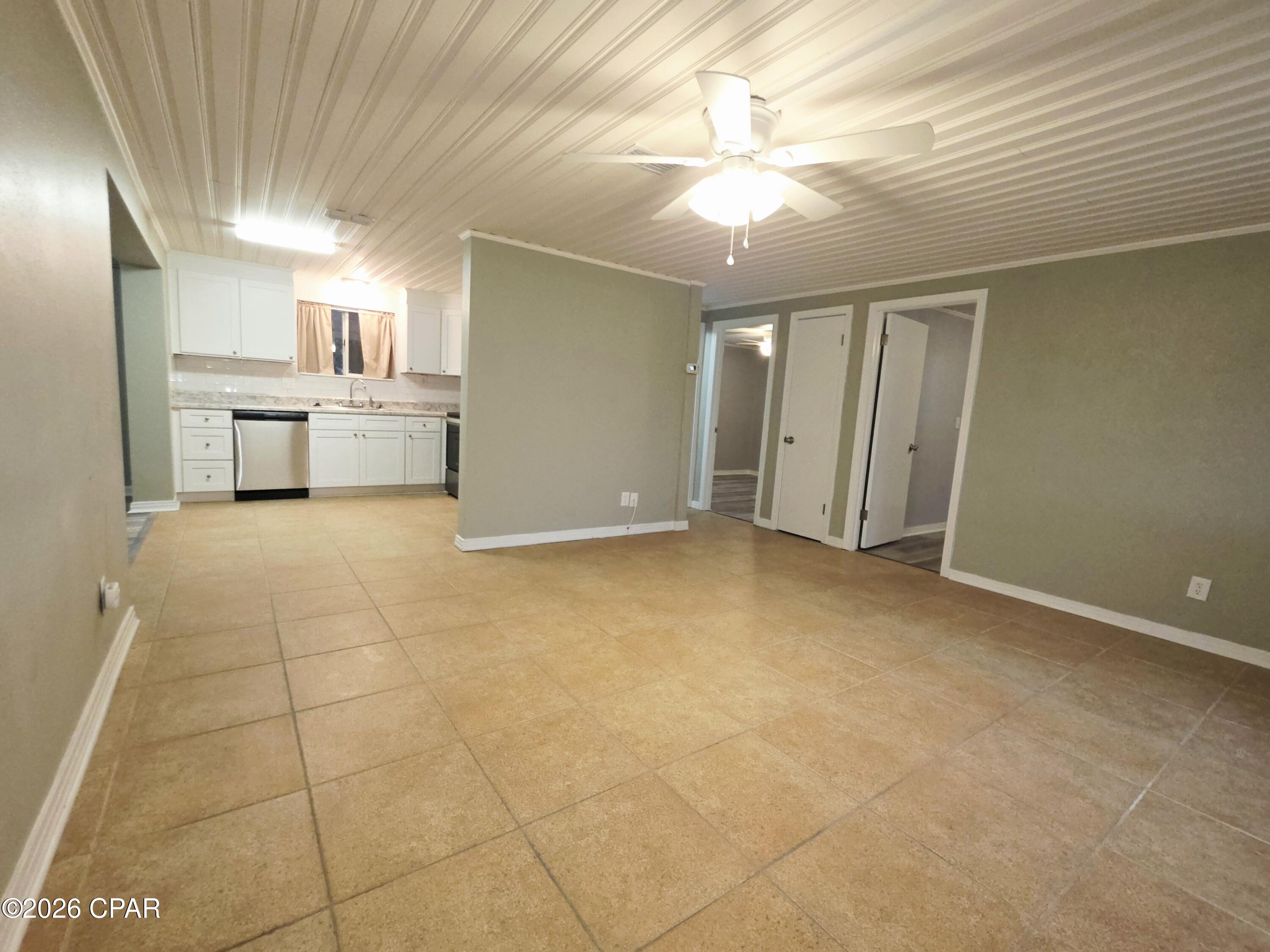 523 Highline Drive