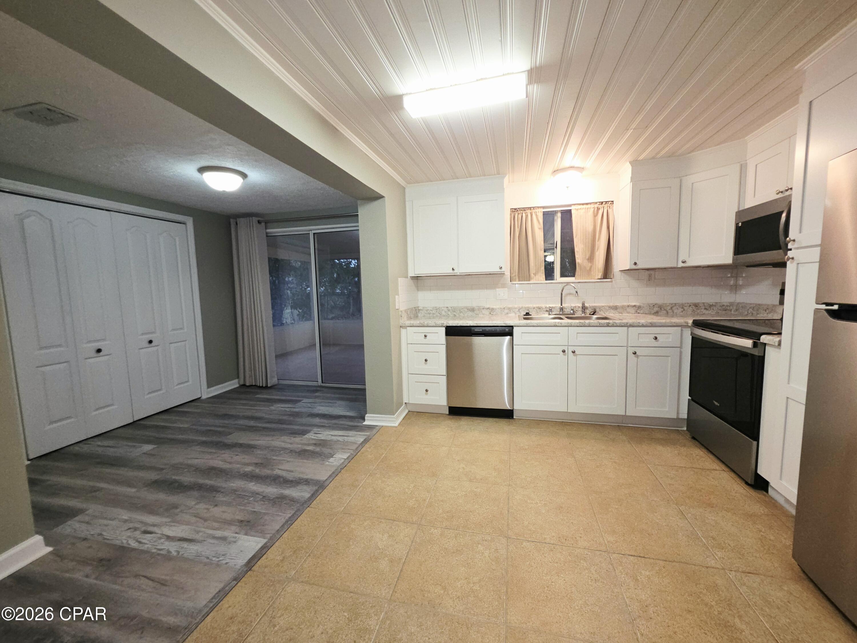 523 Highline Drive