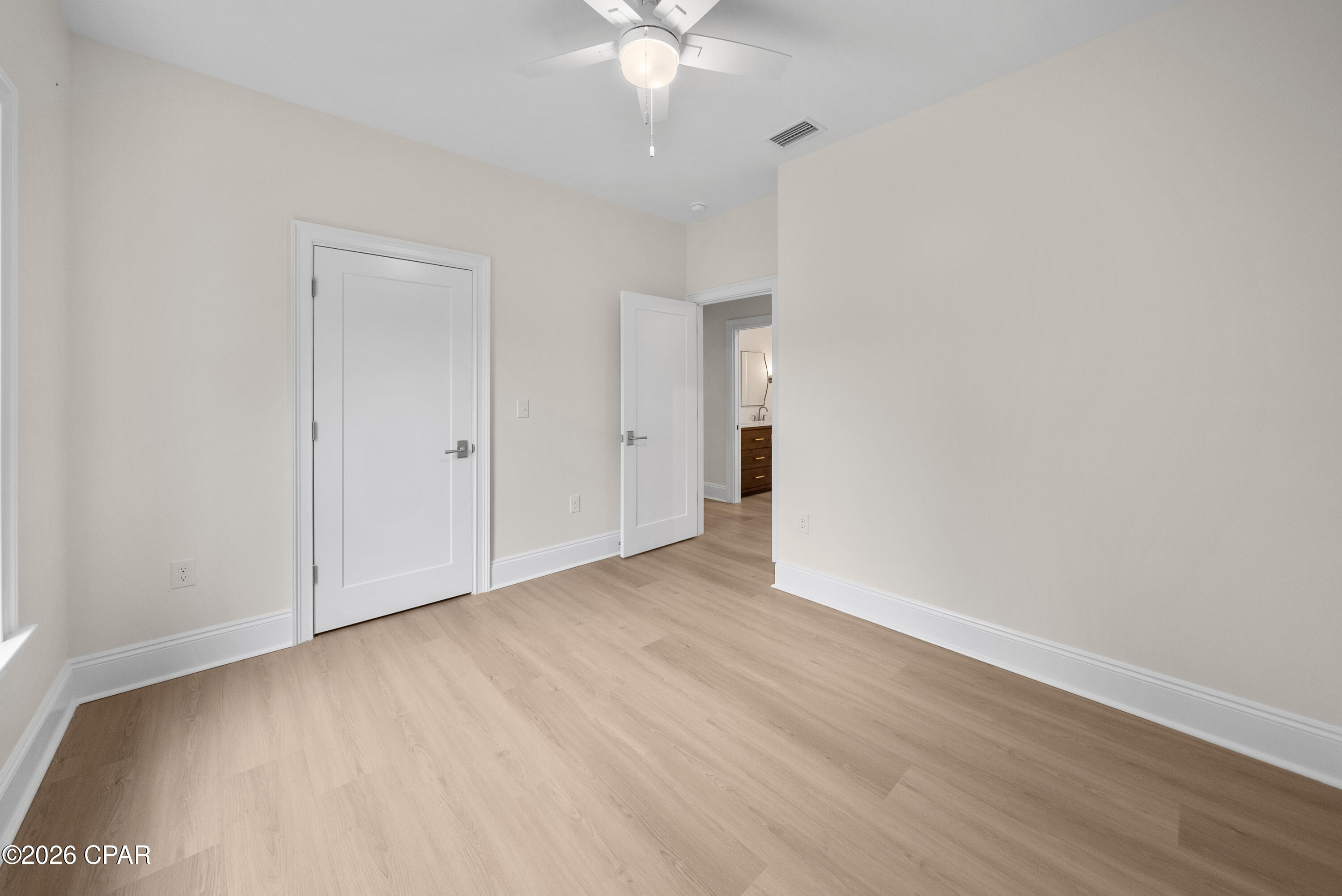 1802 Kingslee Drive