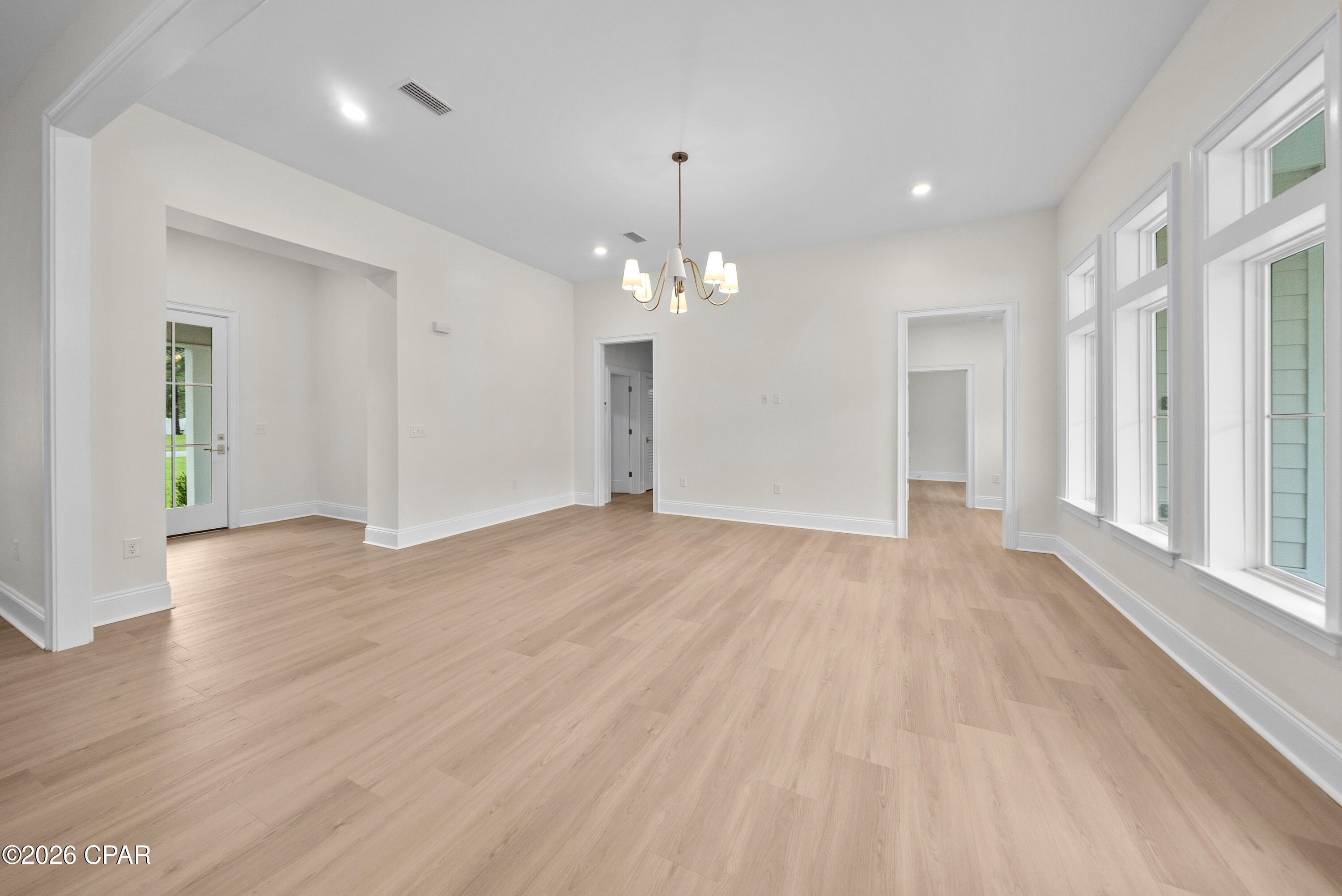 1802 Kingslee Drive