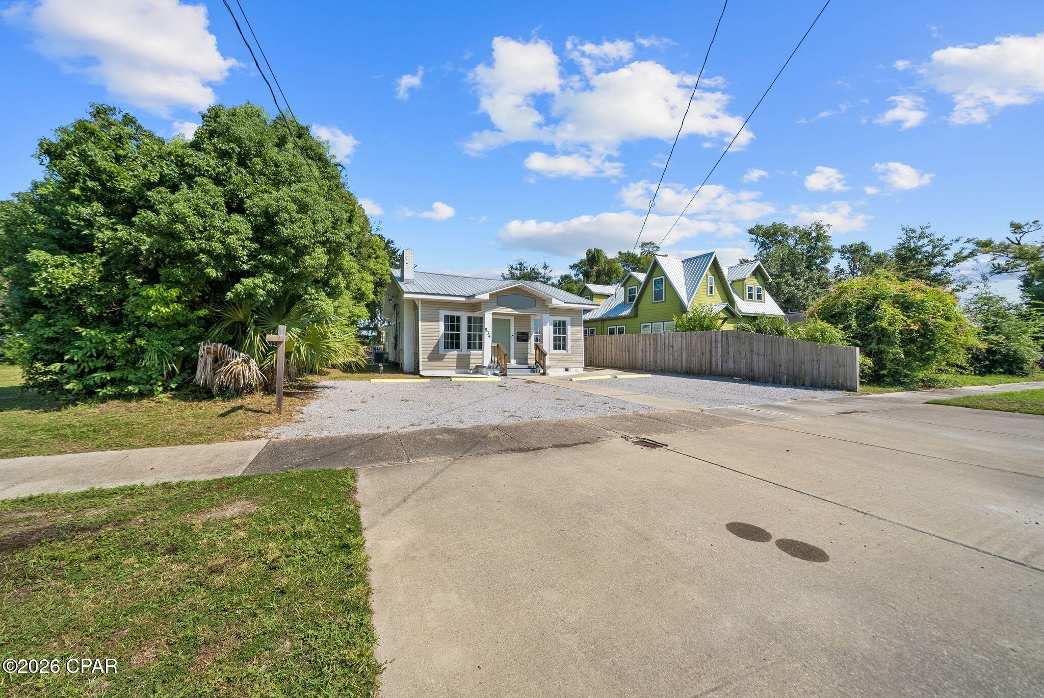834 Grace Avenue