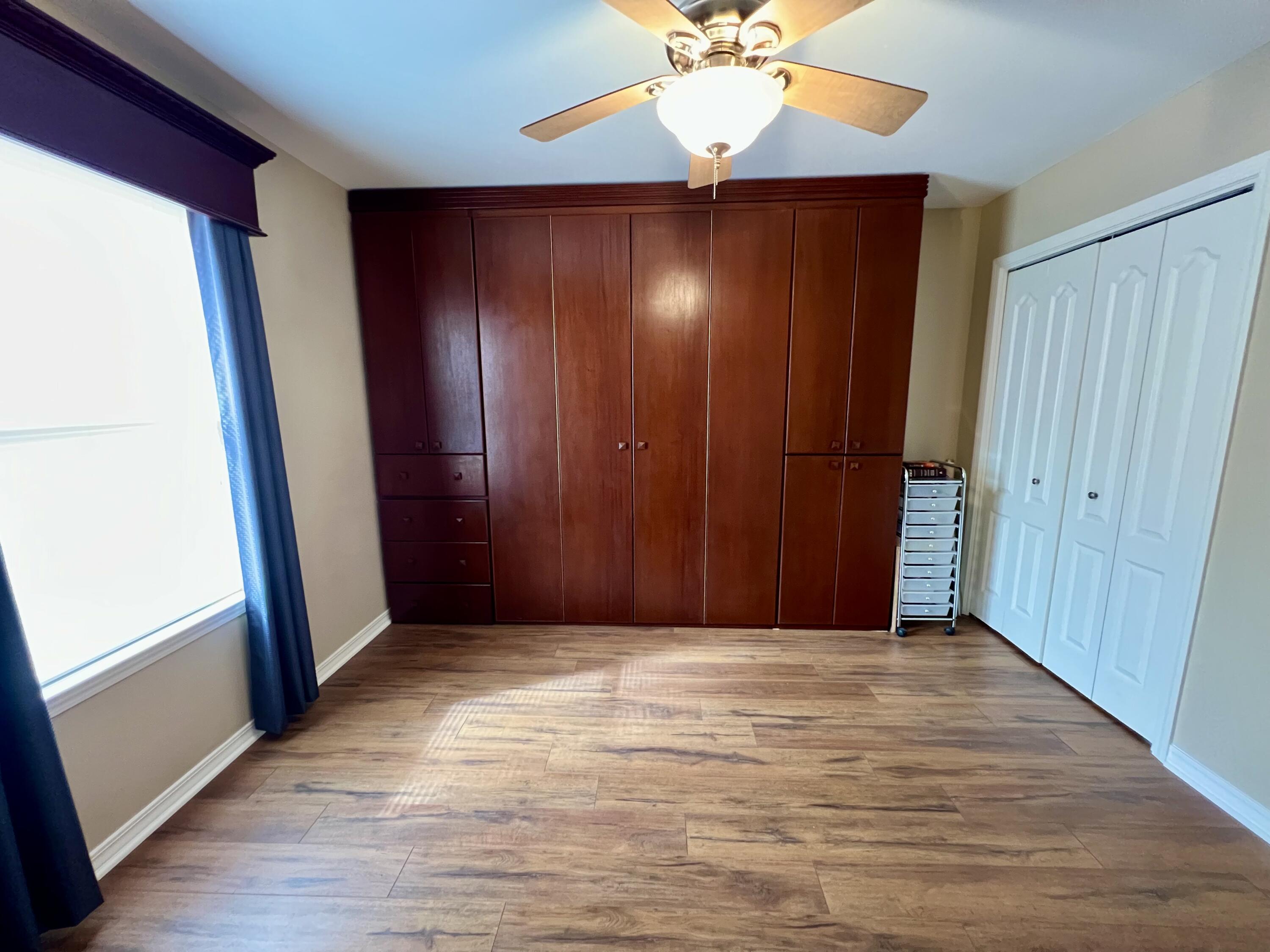 4645 Dove Way