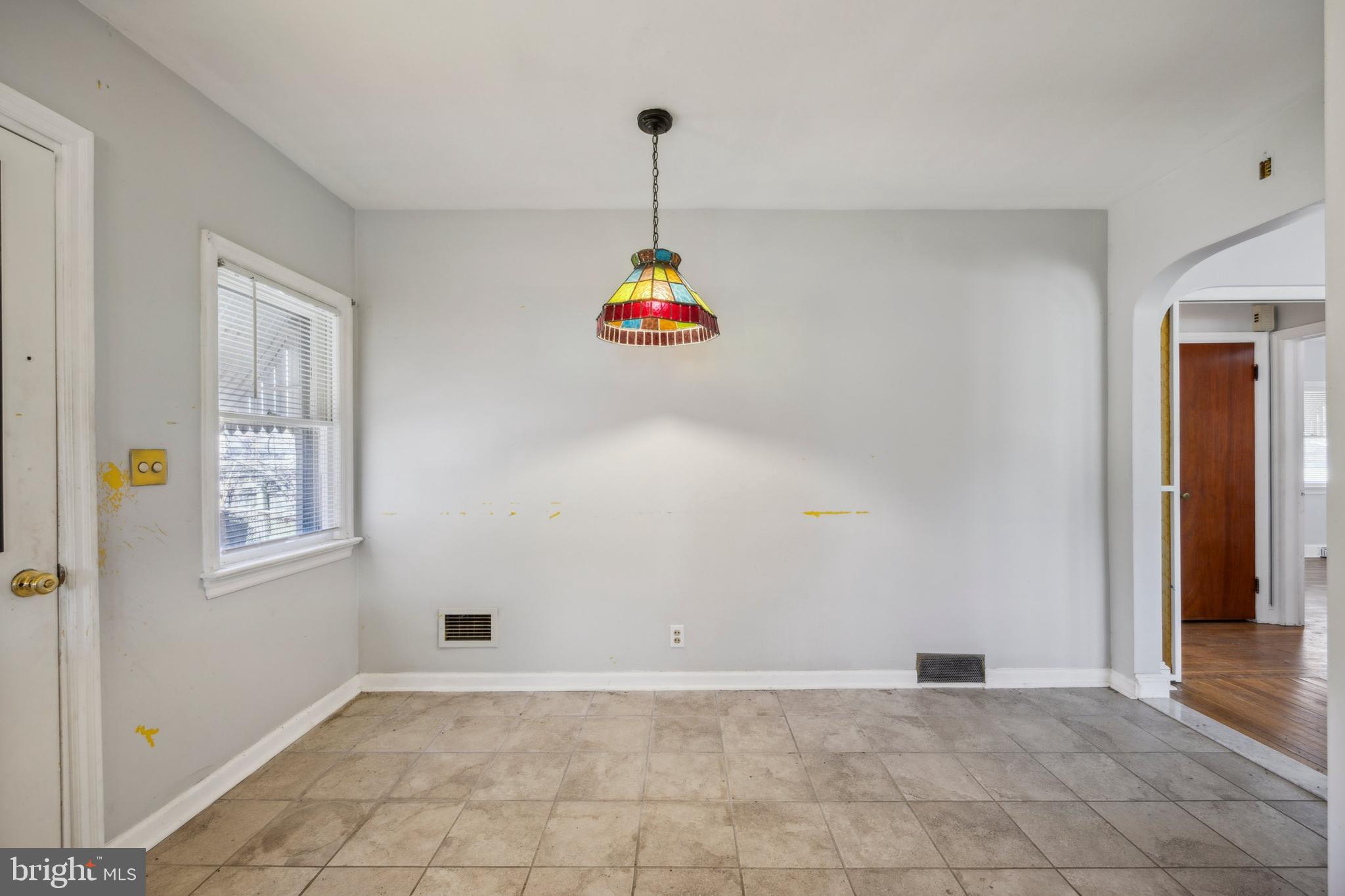 703 Bath ROAD