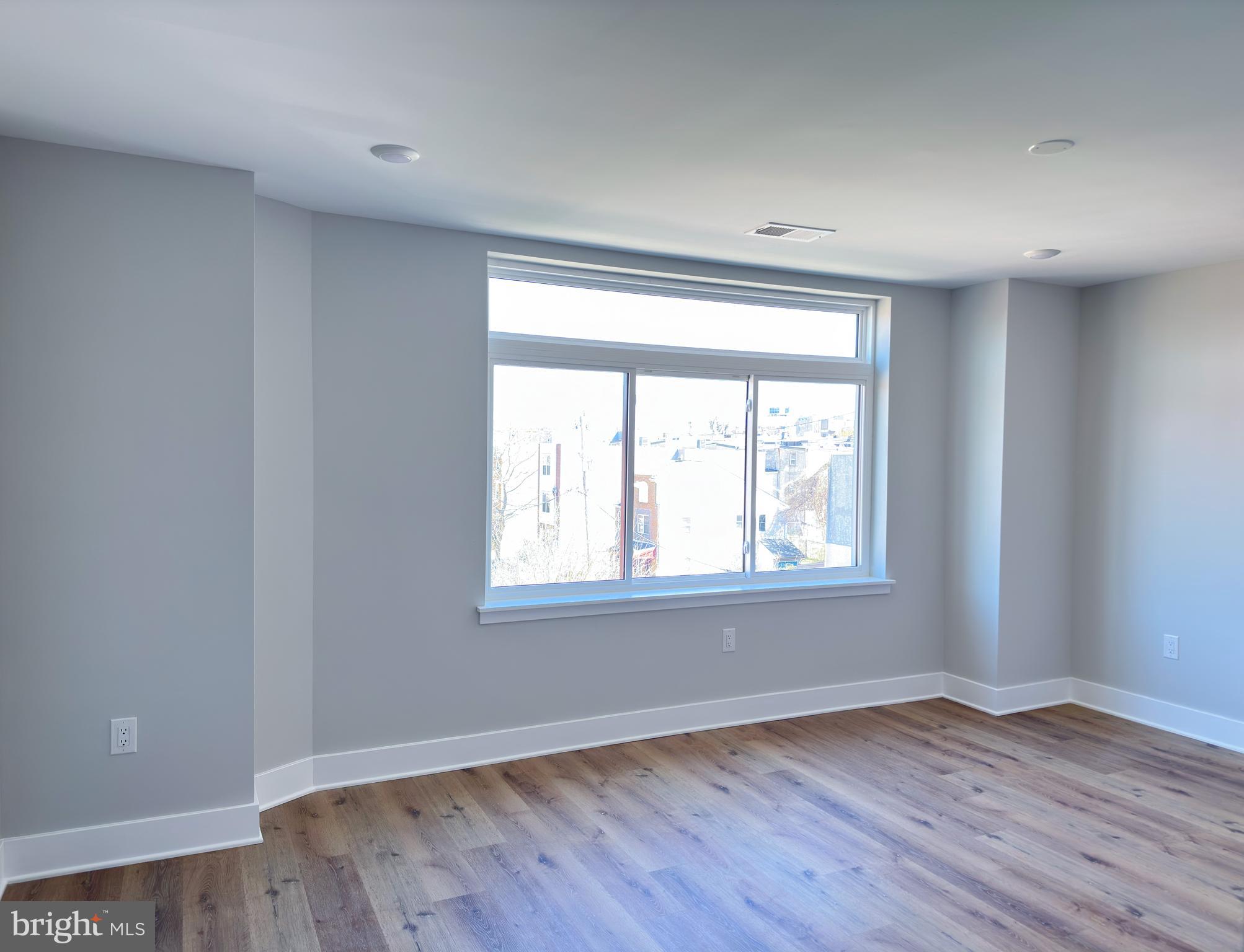 1720 W Master STREET Unit: 1