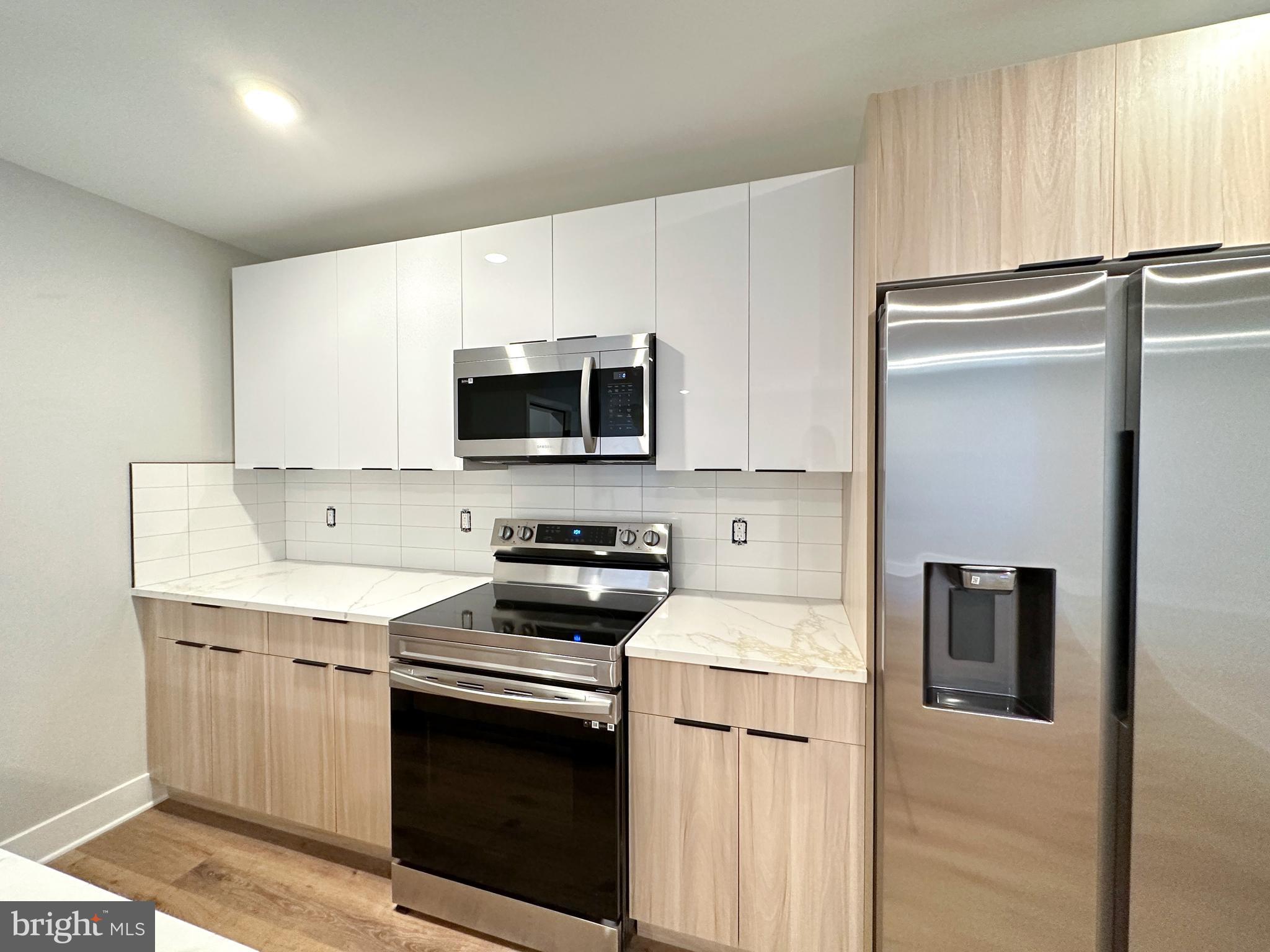 1720 W Master STREET Unit: 1