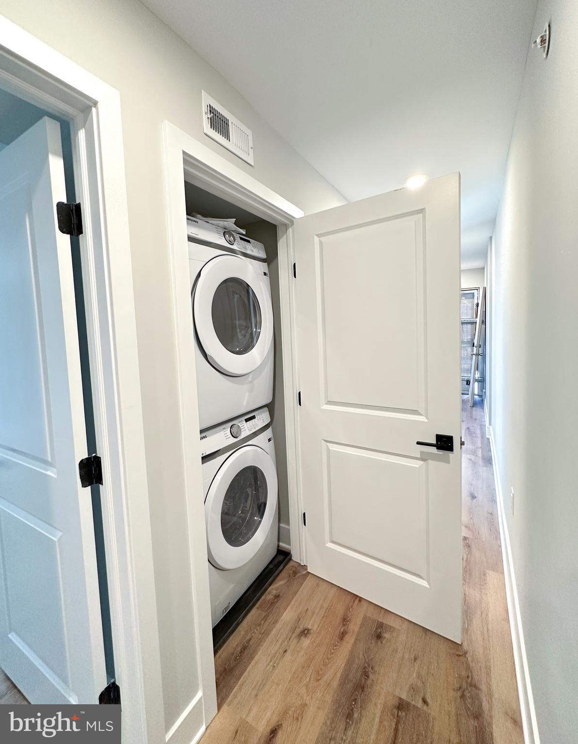 1720 W Master STREET Unit: 1