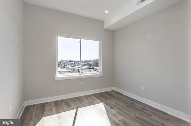 2710 Ridge AVENUE Unit: 5
