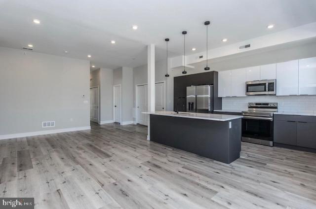 2710 Ridge AVENUE Unit: 5