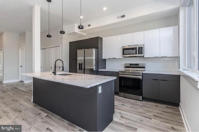2710 Ridge AVENUE Unit: 5