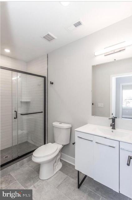 2710 Ridge AVENUE Unit: 5