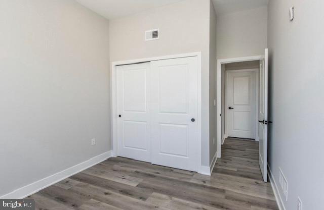 2710 Ridge AVENUE Unit: 5