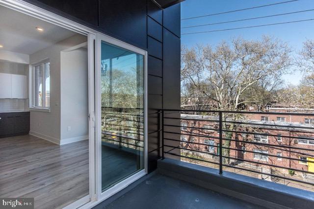 2710 Ridge AVENUE Unit: 5