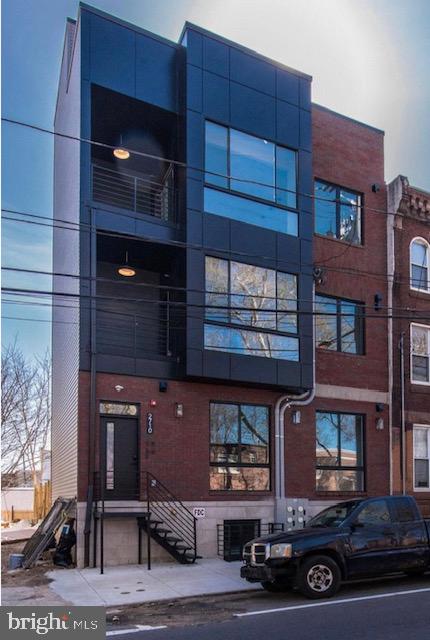 2710 Ridge AVENUE Unit: 3