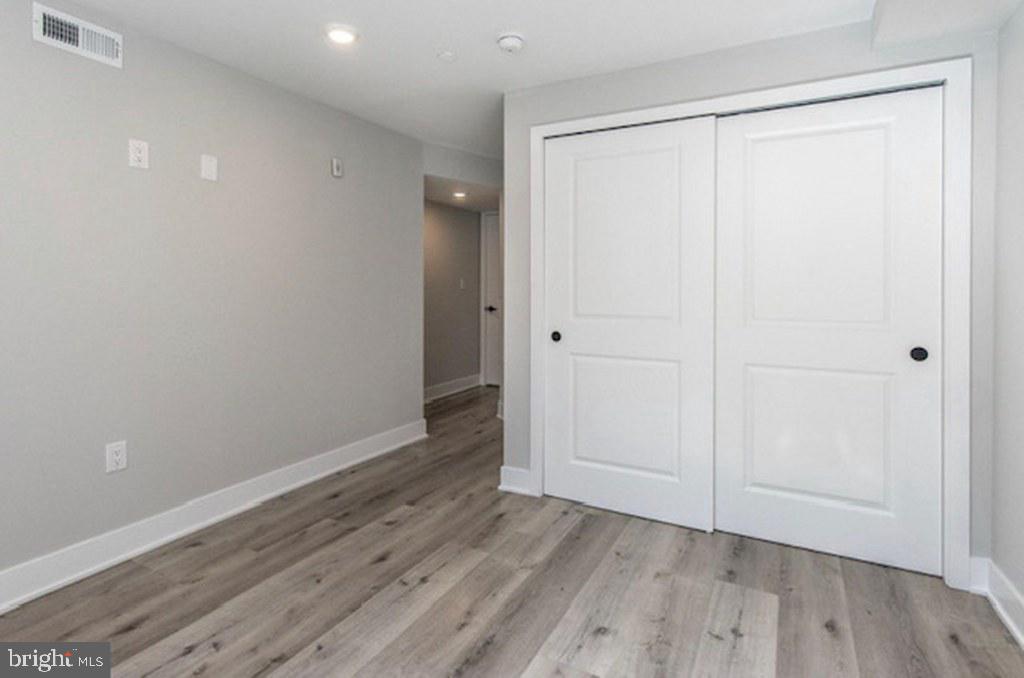 2710 Ridge AVENUE Unit: 2