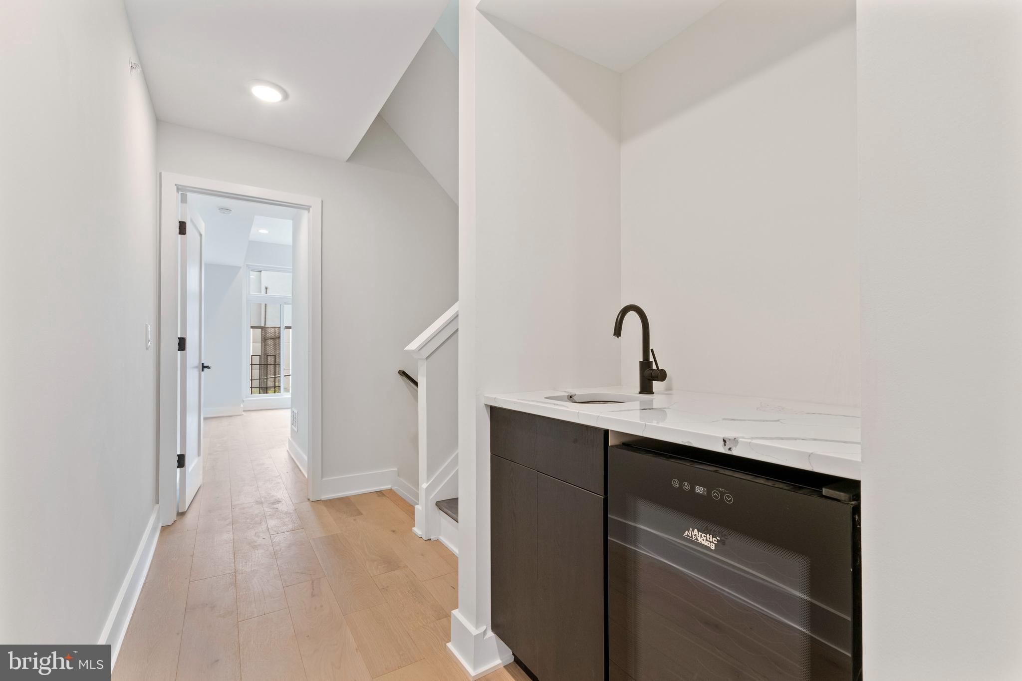 2214 Trenton Ave