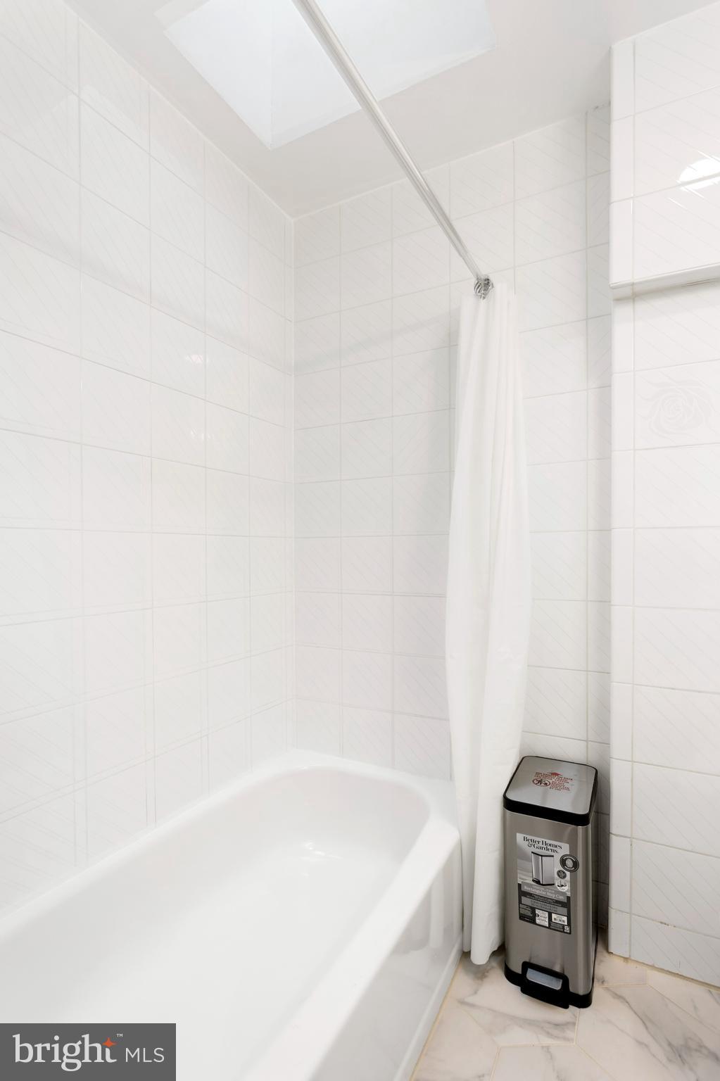 146-48 SOUTH ST #3