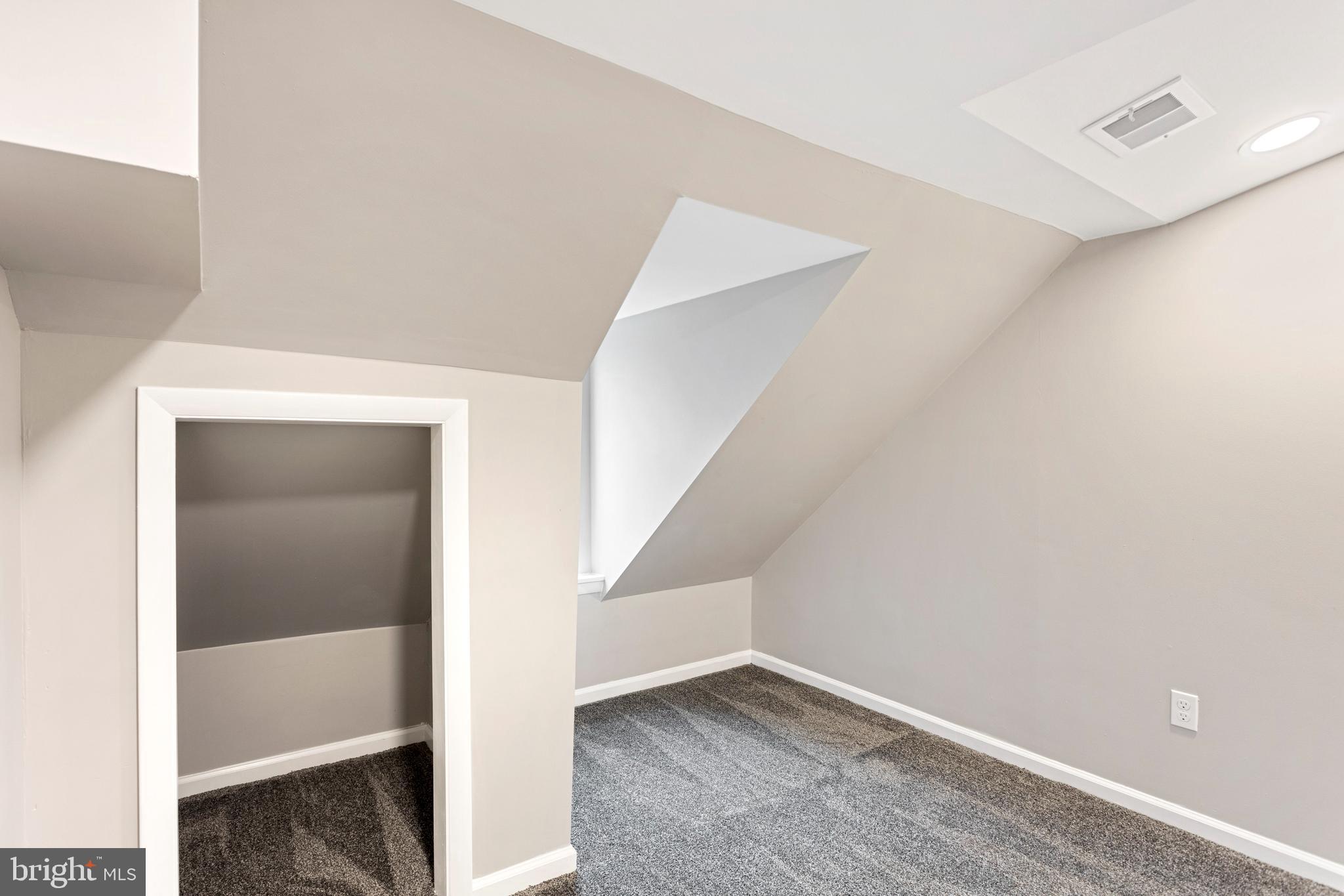 146-48 SOUTH ST #3