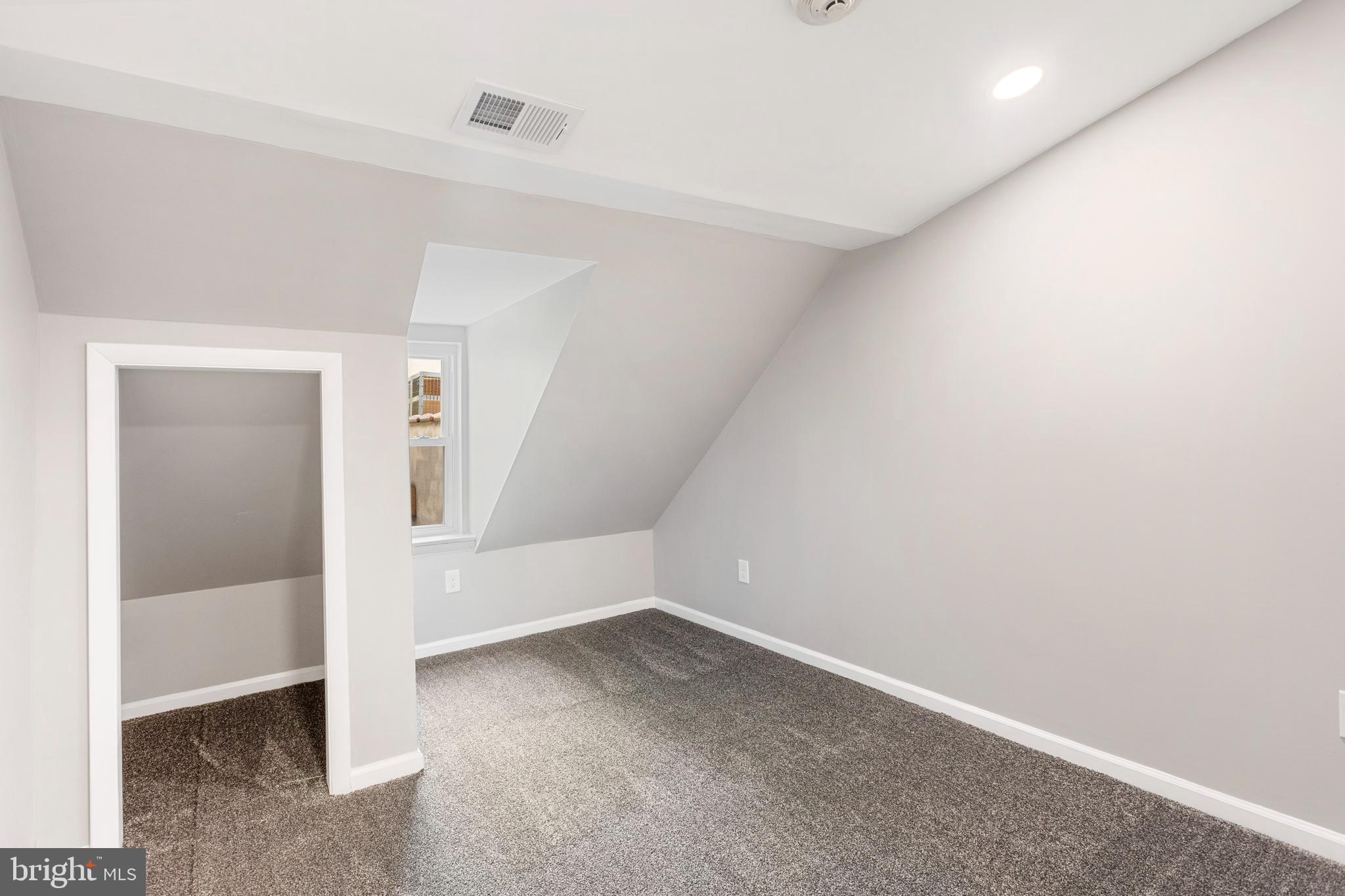 146-48 SOUTH ST #3
