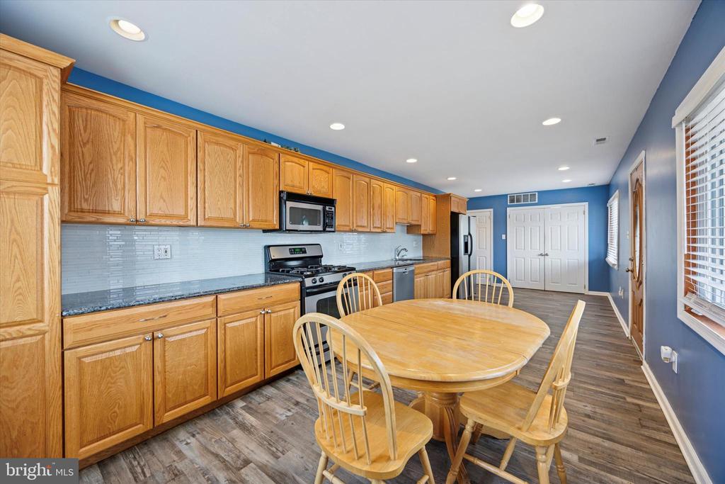 2816 Newberry Rd