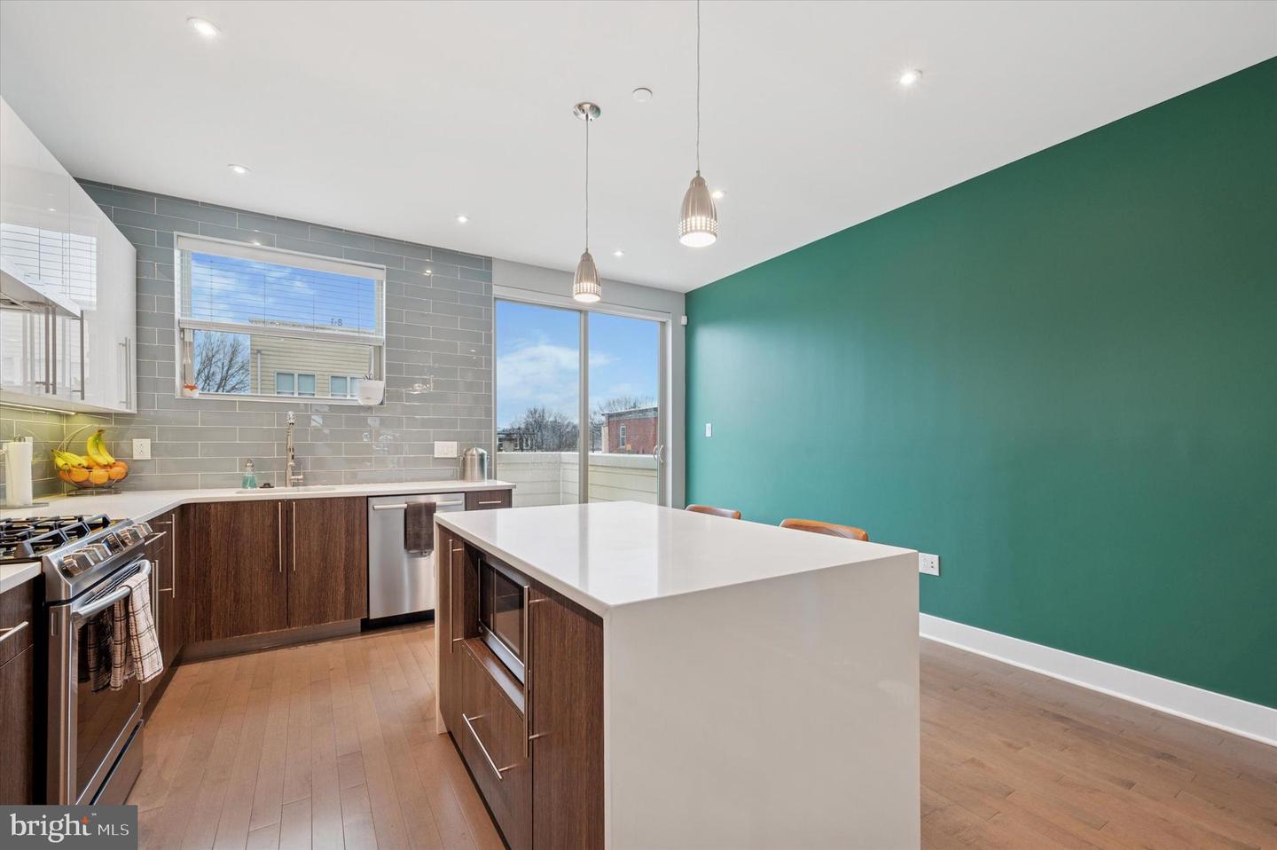 152 Kalos St