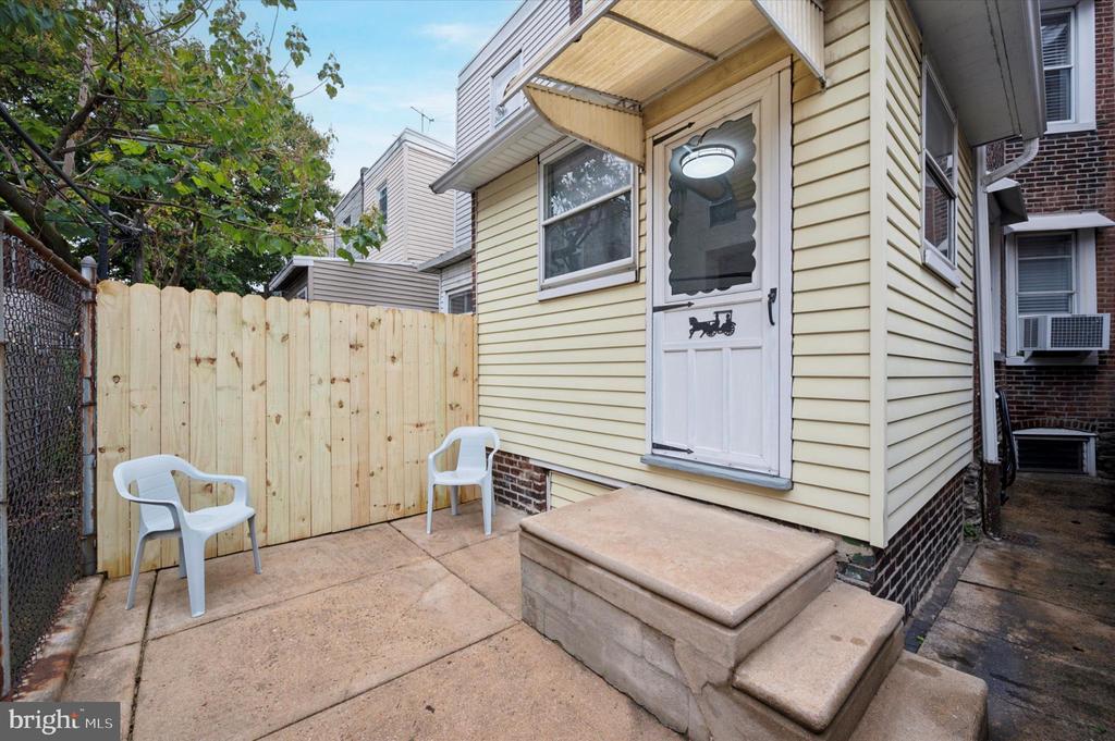 3167 TULIP STREET