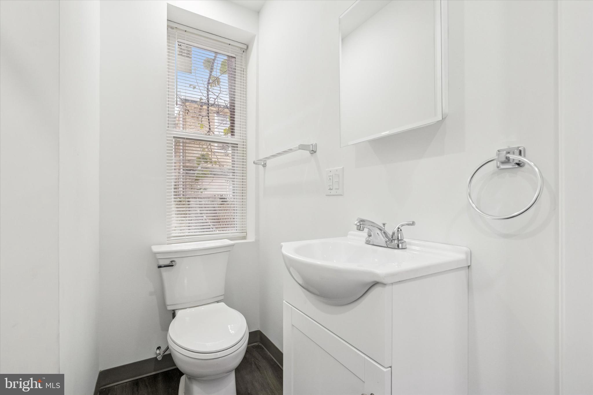 224 E ELKHART STREET