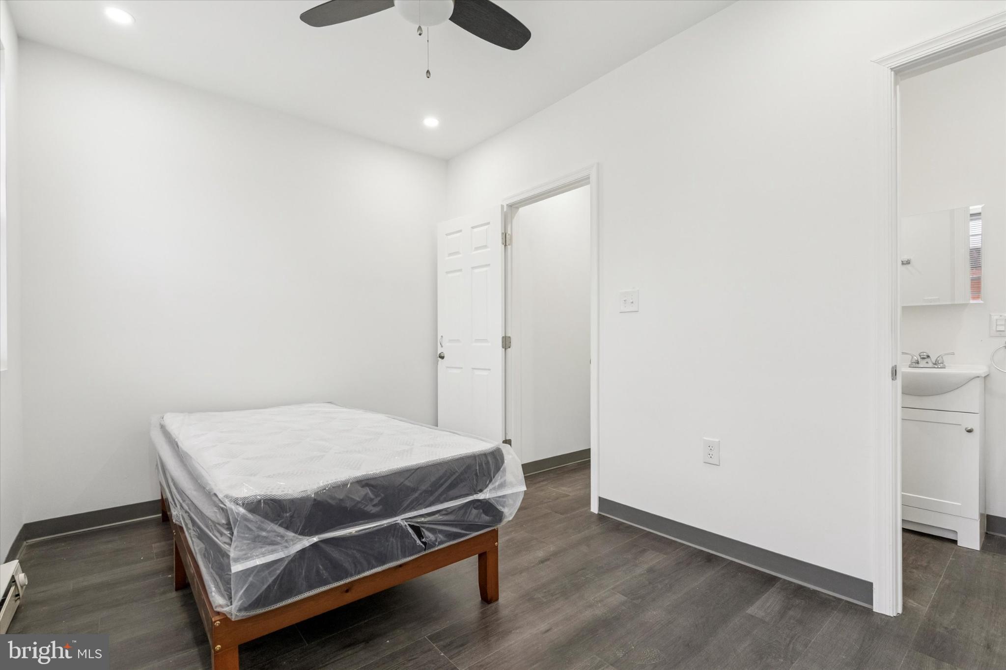 224 E ELKHART STREET