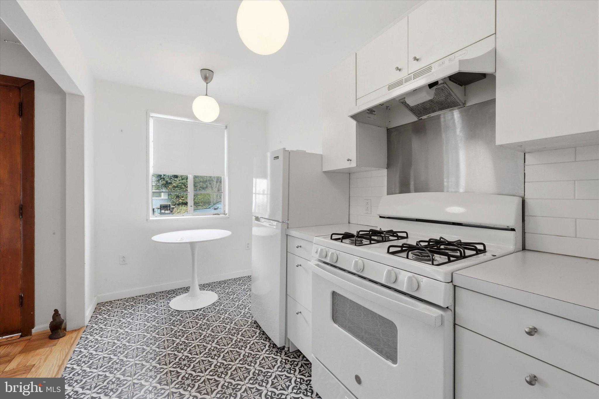 1813 S ETTING STREET