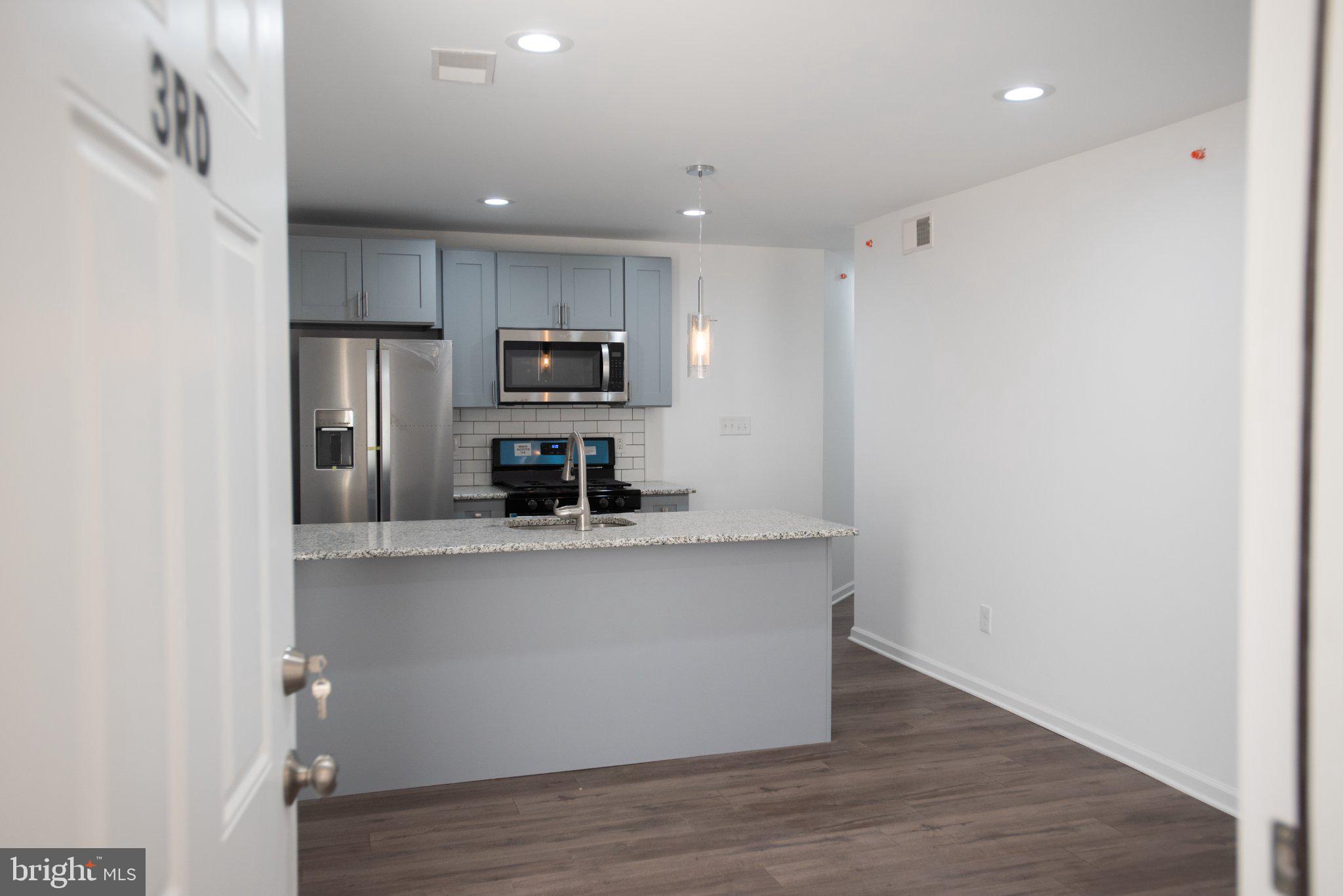 2227 E CUMBERLAND STREET 3