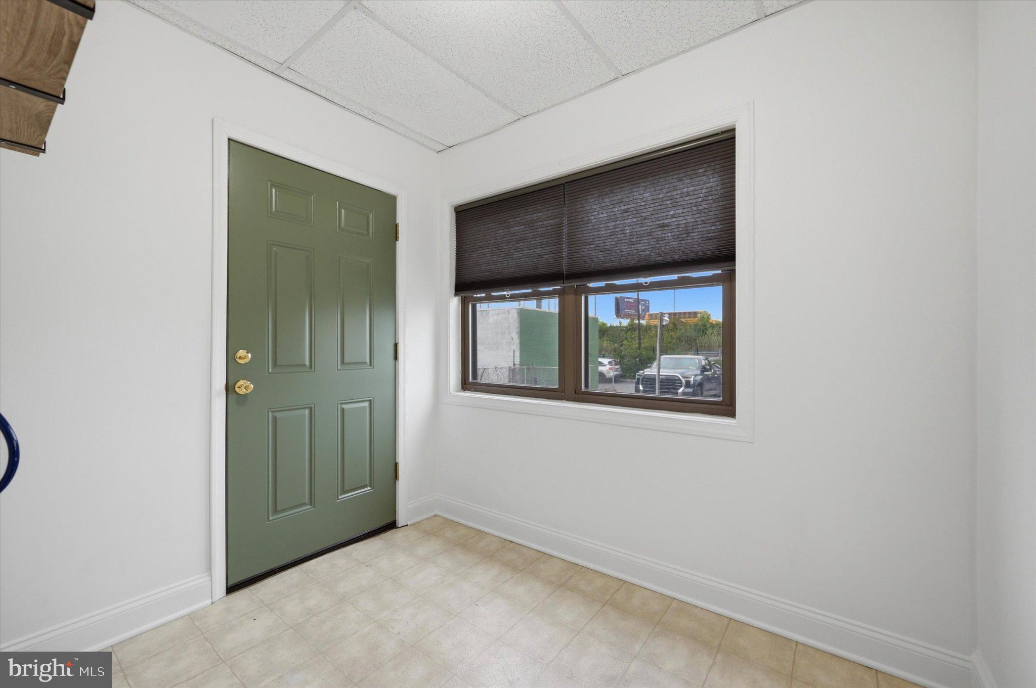 3153 RICHMOND STREET 1