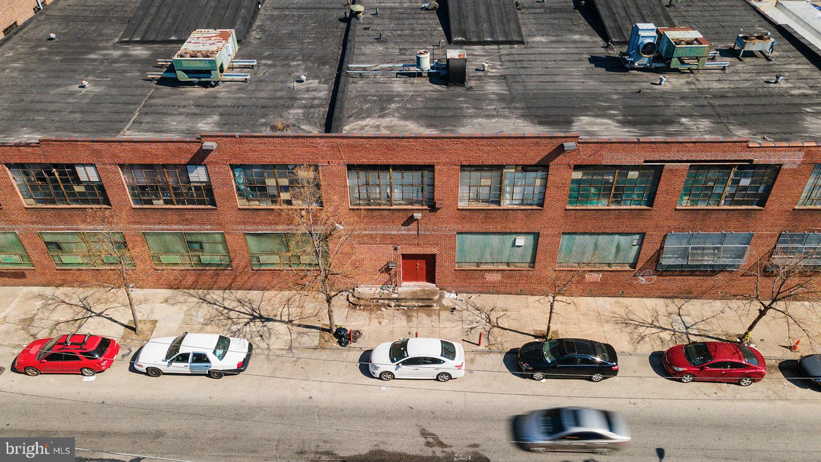 1807 E HUNTINGDON STREET