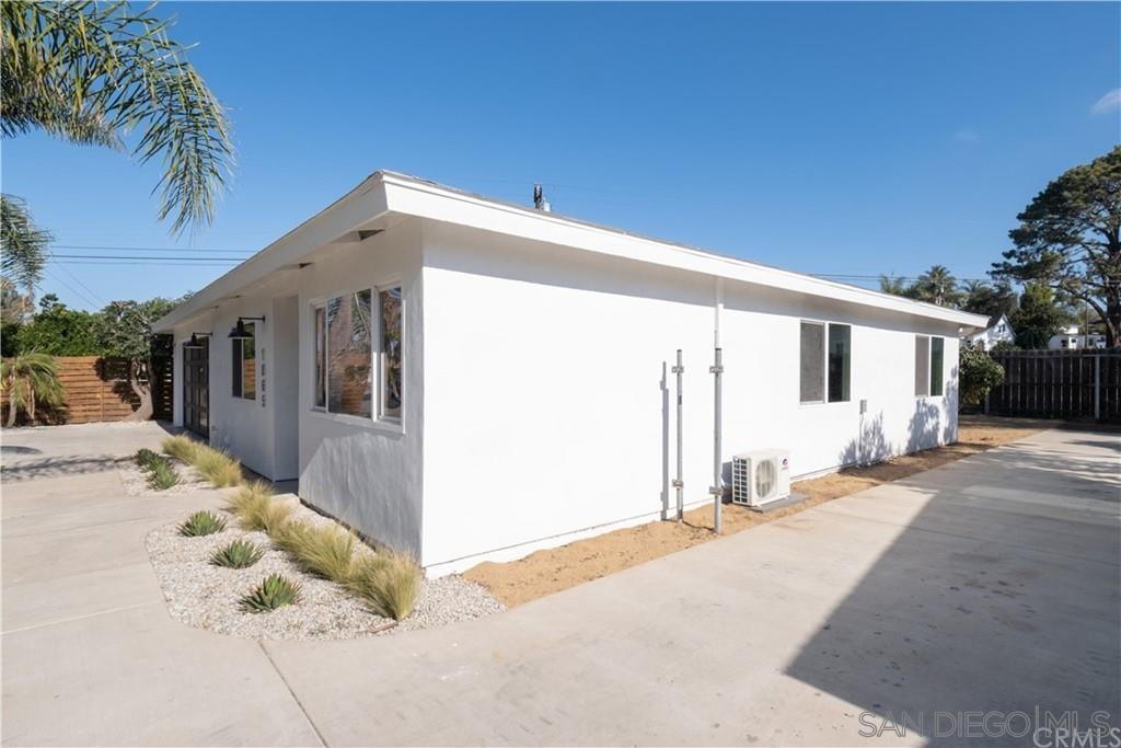 1065 Chestnut
