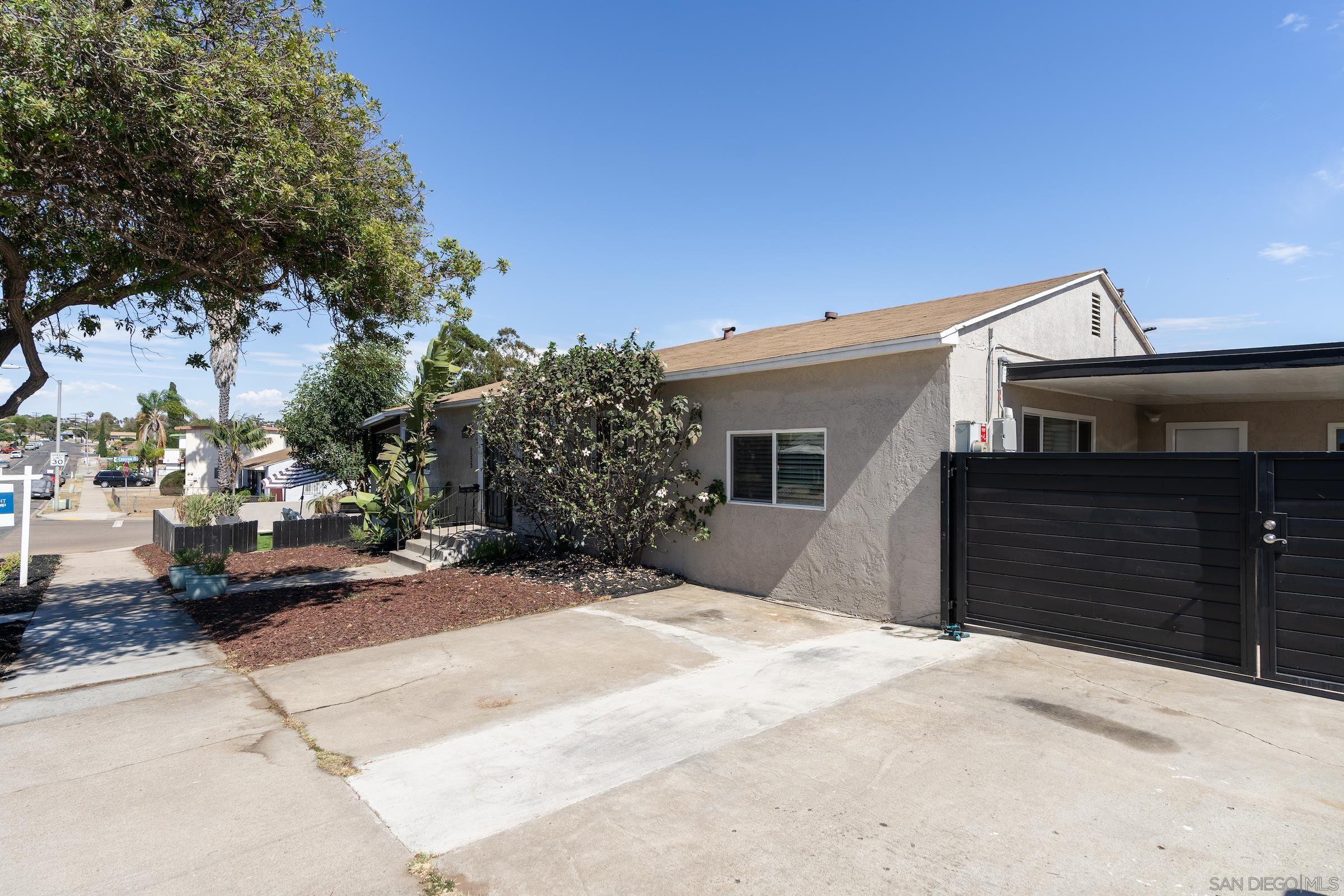 5533 Roswell St