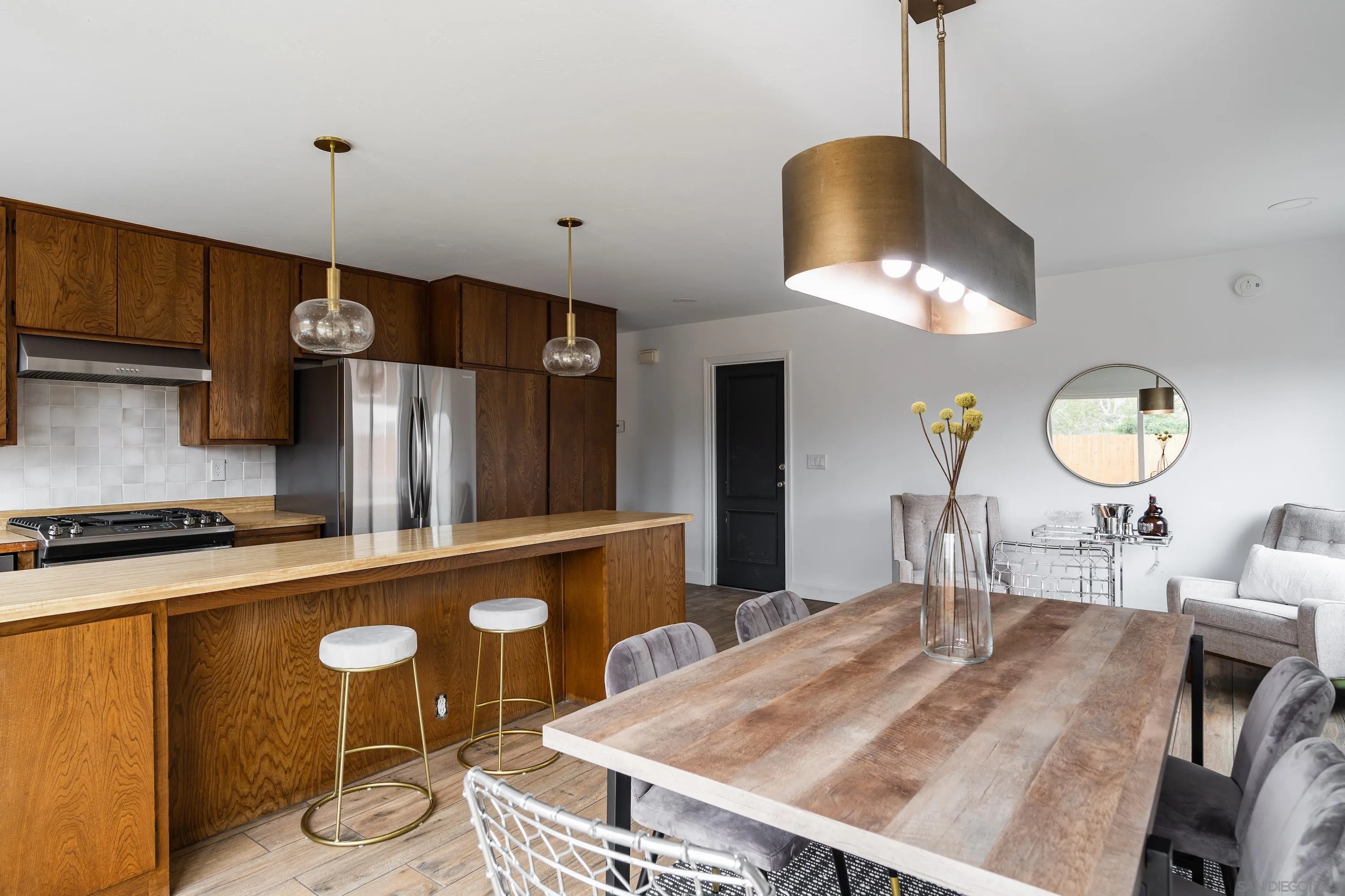 1824 Manzanita Crt