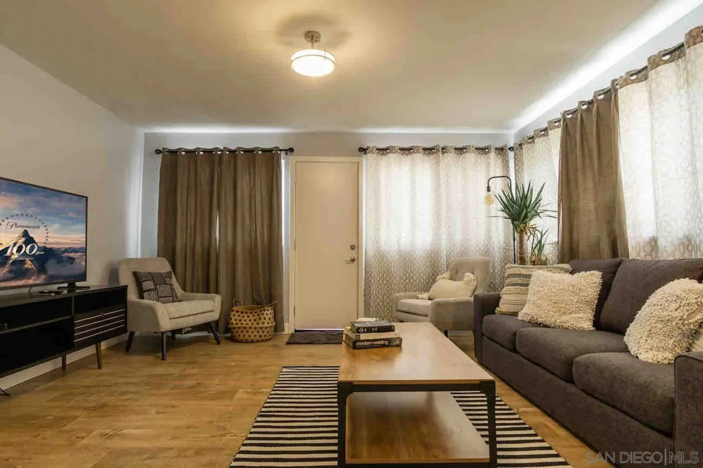 741 Olivewood Ter