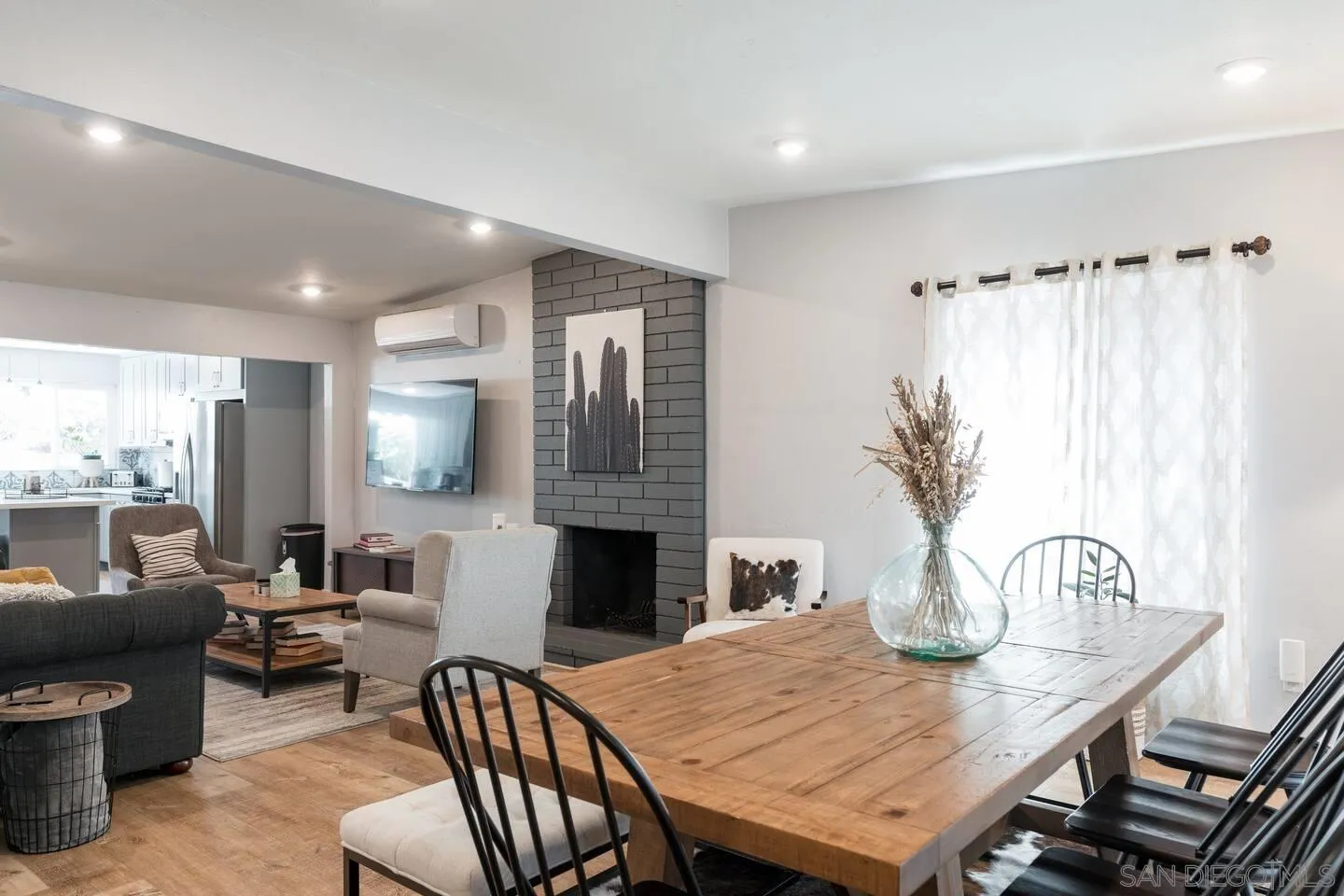 741 Olivewood Ter