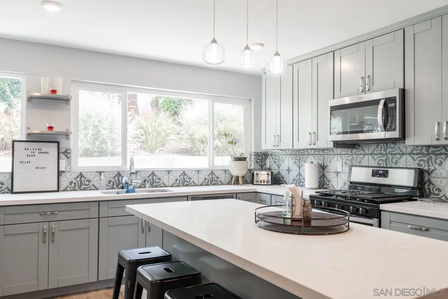 741 Olivewood Ter