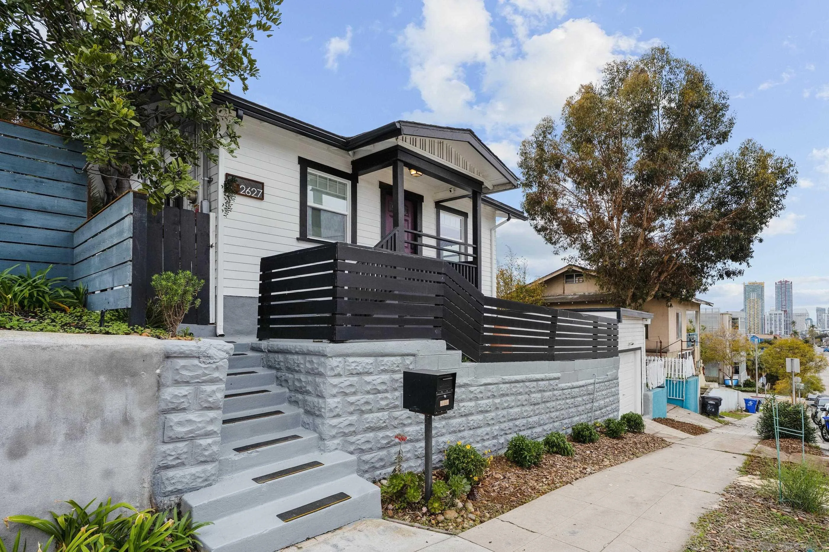2627 Island Ave